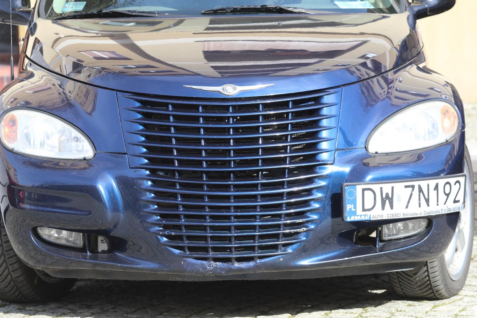 Zlot samochodów marki Chrysler PT Cruiser w Legnicy