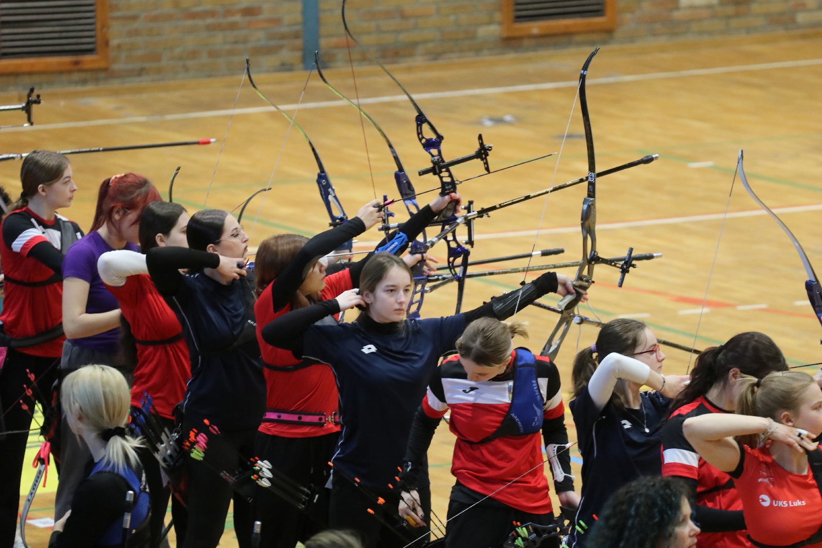 Pierwszy dzień  Halowych Mistrzostw Polski Juniorów Młodszych
