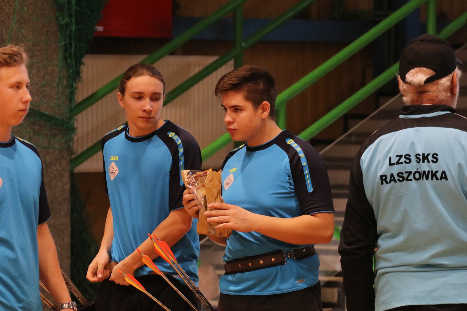 Pierwszy dzień  Halowych Mistrzostw Polski Juniorów Młodszych