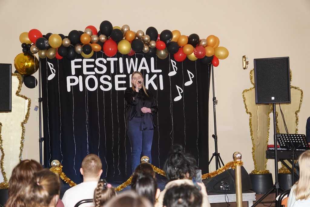 Gminny Festiwal Piosenki Polskiej w Szczytnikach nad Kaczawą