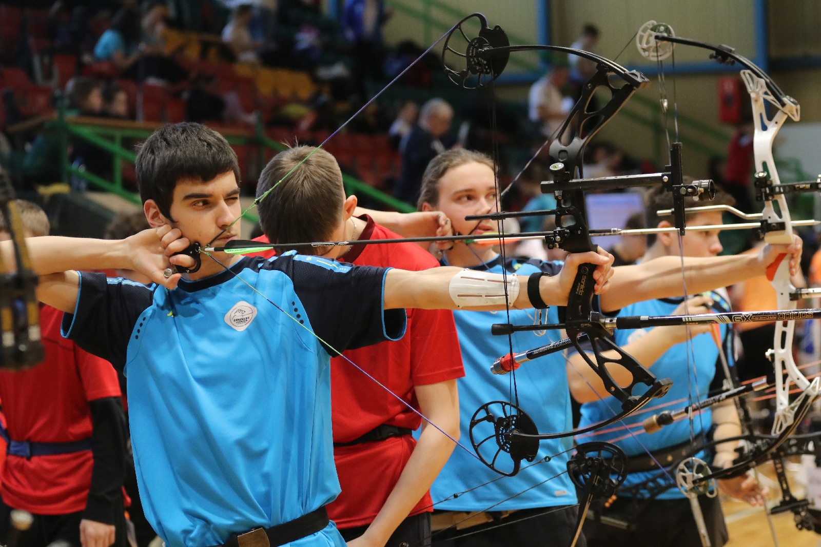Pierwszy dzień  Halowych Mistrzostw Polski Juniorów Młodszych