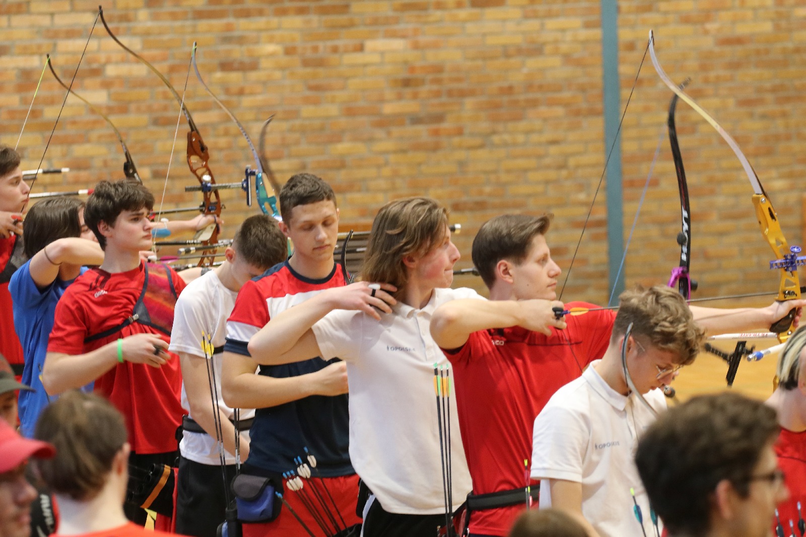 Pierwszy dzień  Halowych Mistrzostw Polski Juniorów Młodszych