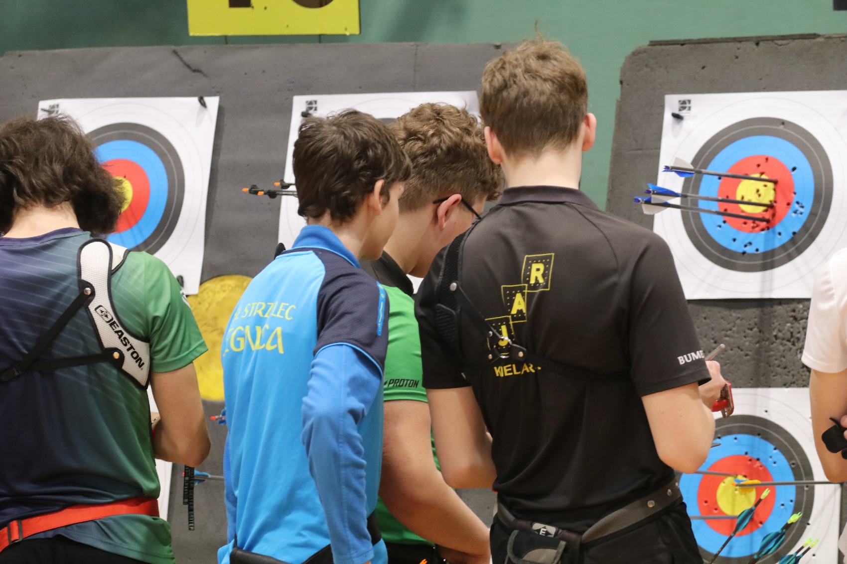 Pierwszy dzień  Halowych Mistrzostw Polski Juniorów Młodszych