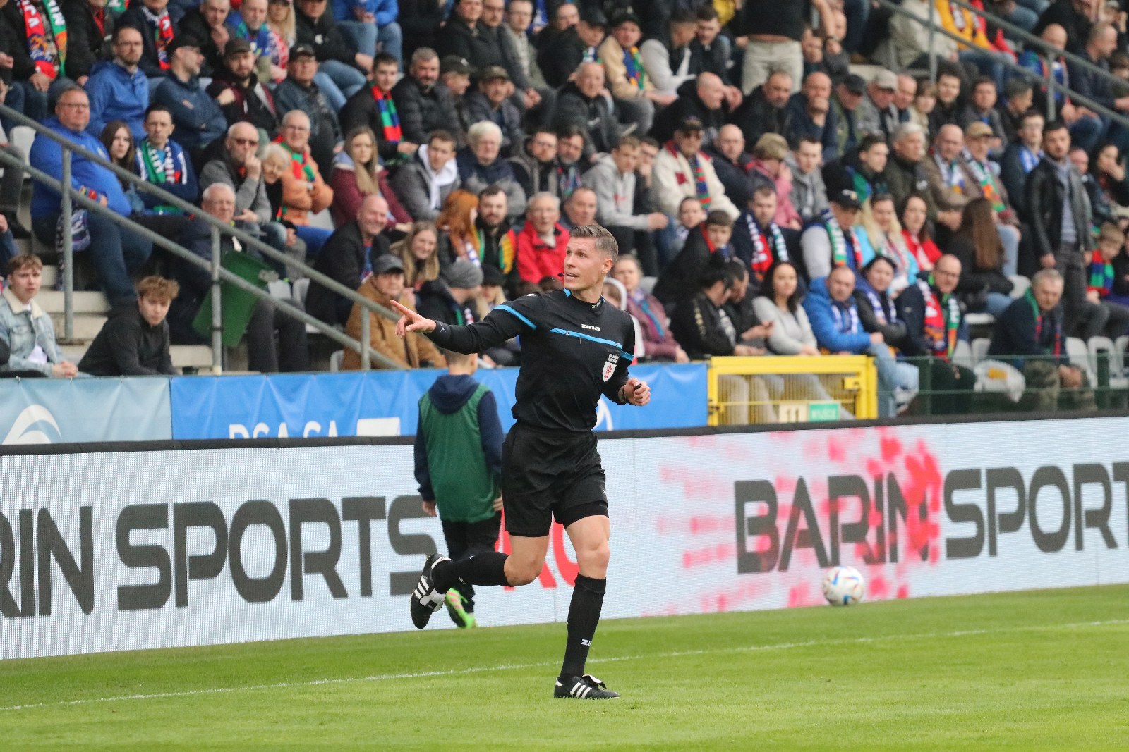 Niestety trzy punkty w łatwy sposób zgarnęli goście z Gliwic