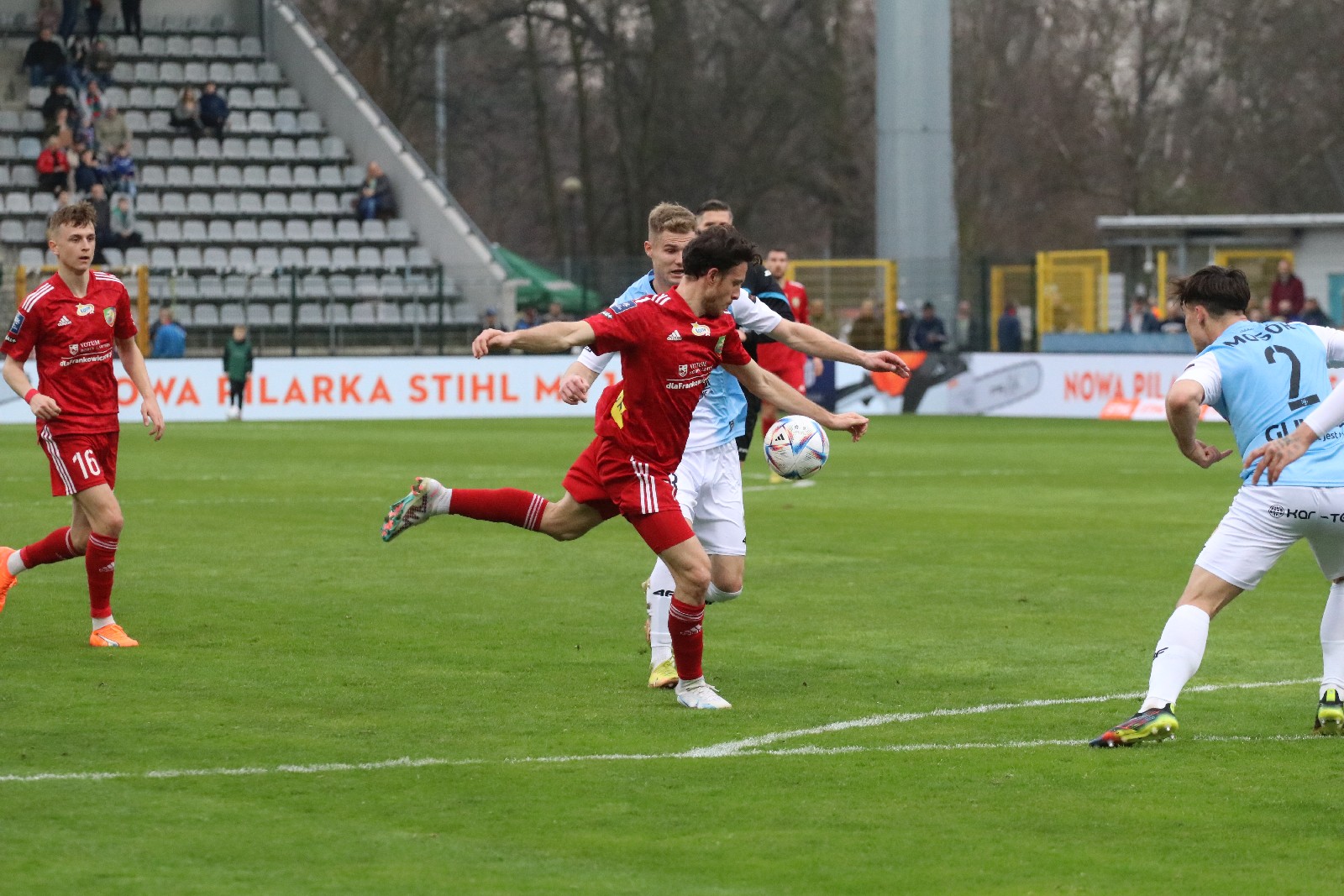 Niestety trzy punkty w łatwy sposób zgarnęli goście z Gliwic