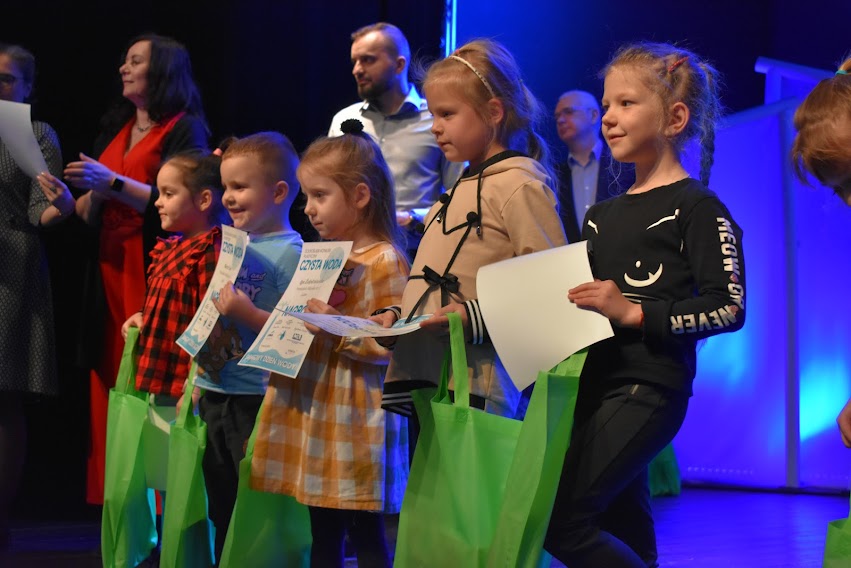 Dolnośląski Konkurs Plastyczny ”Czysta woda” w MCK w Legnicy