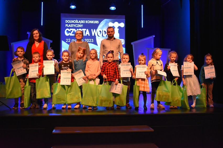 Dolnośląski Konkurs Plastyczny ”Czysta woda” w MCK w Legnicy