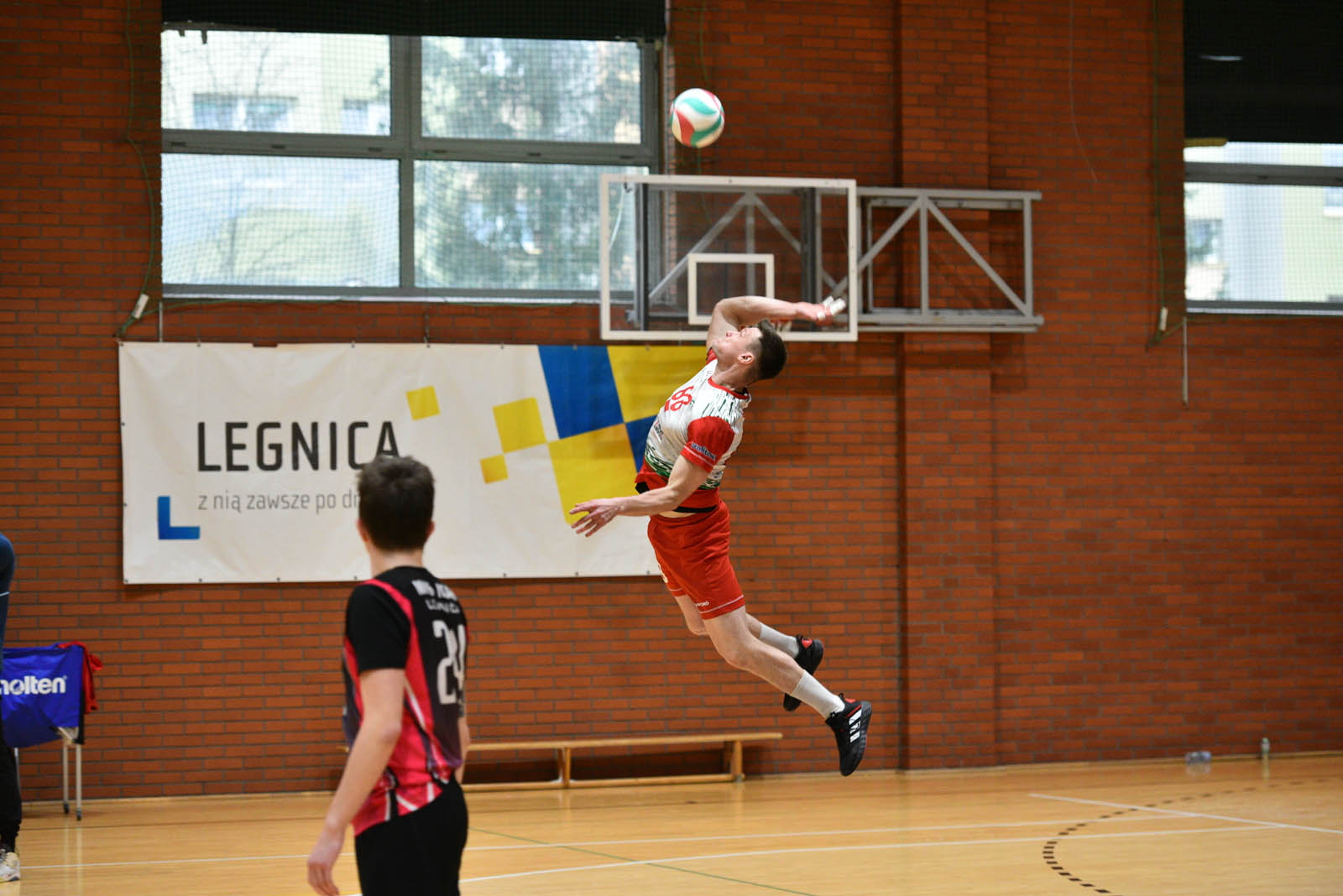 Przegrana Ikara Legnica z siatkarzami z Torunia