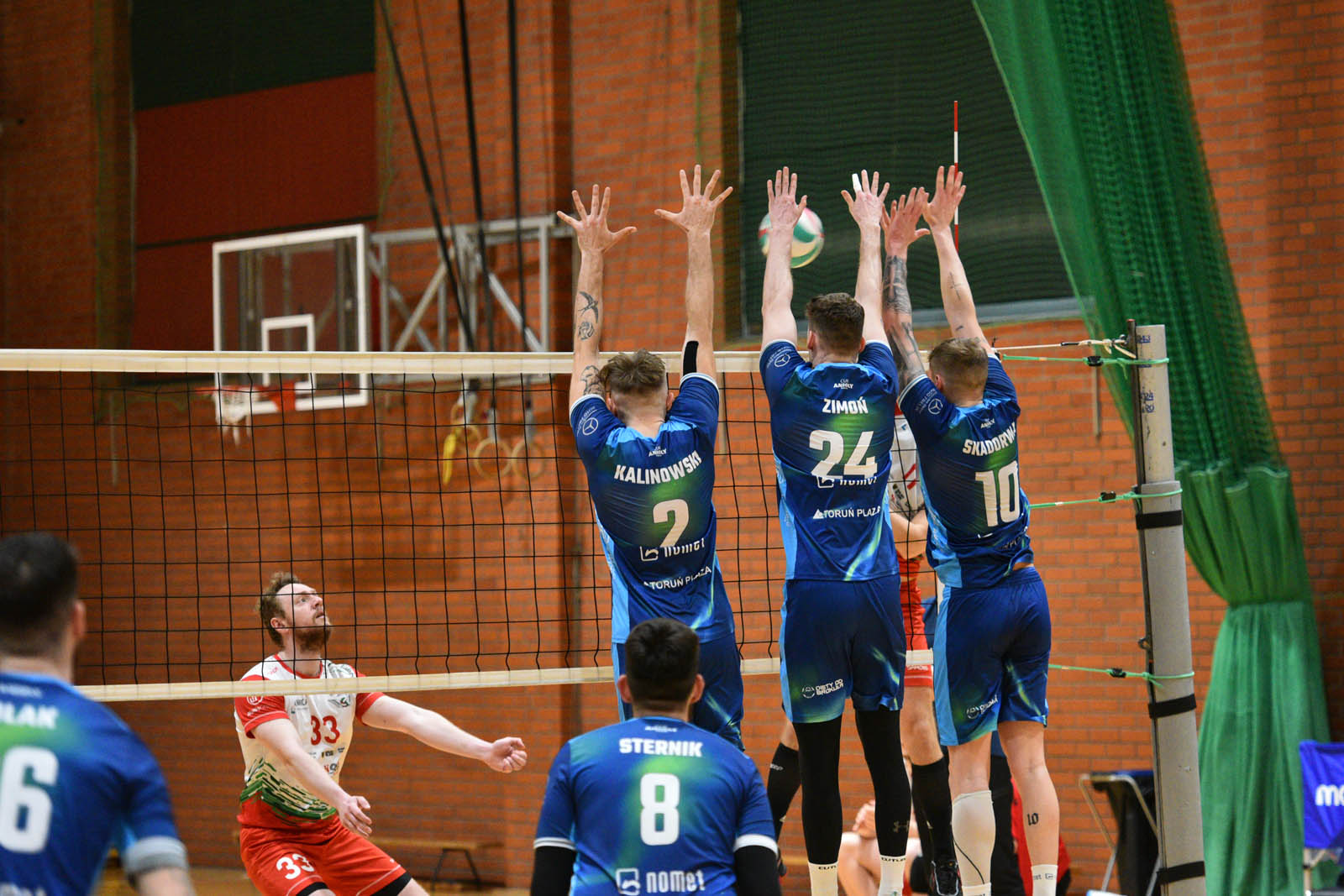 Przegrana Ikara Legnica z siatkarzami z Torunia