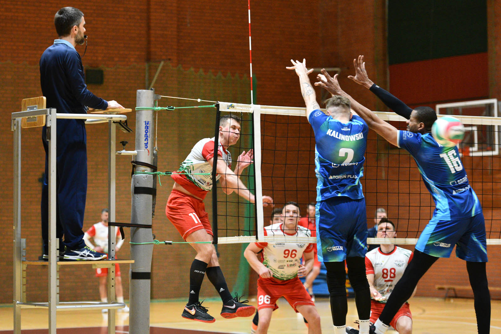 Przegrana Ikara Legnica z siatkarzami z Torunia