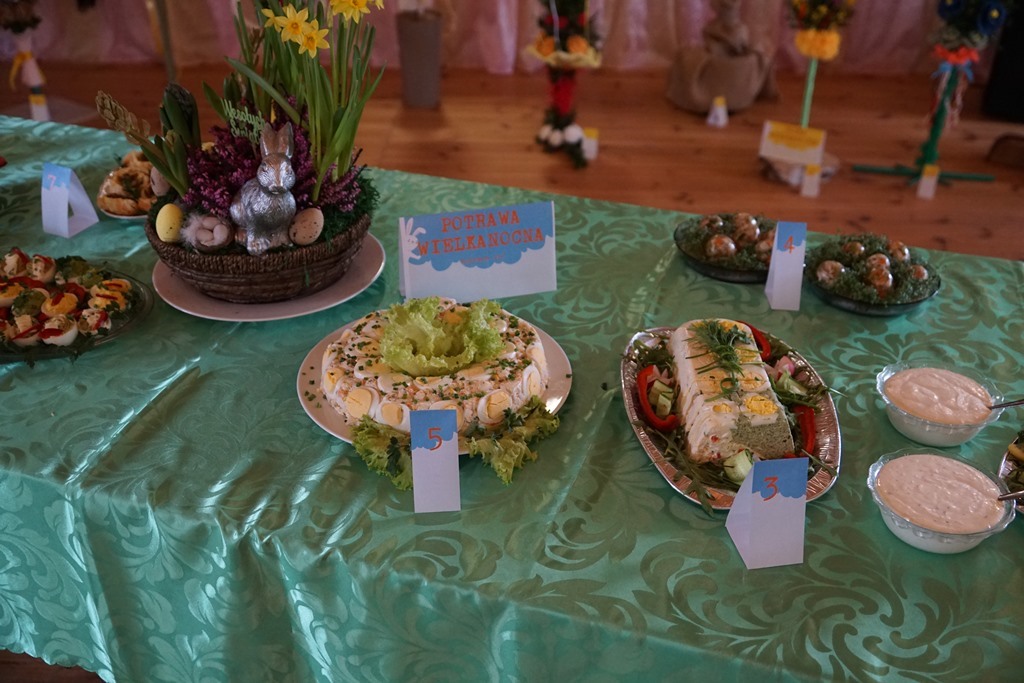 Konkurs wielkanocny w Rosochatej. Palmy i potrawy nagrodzone