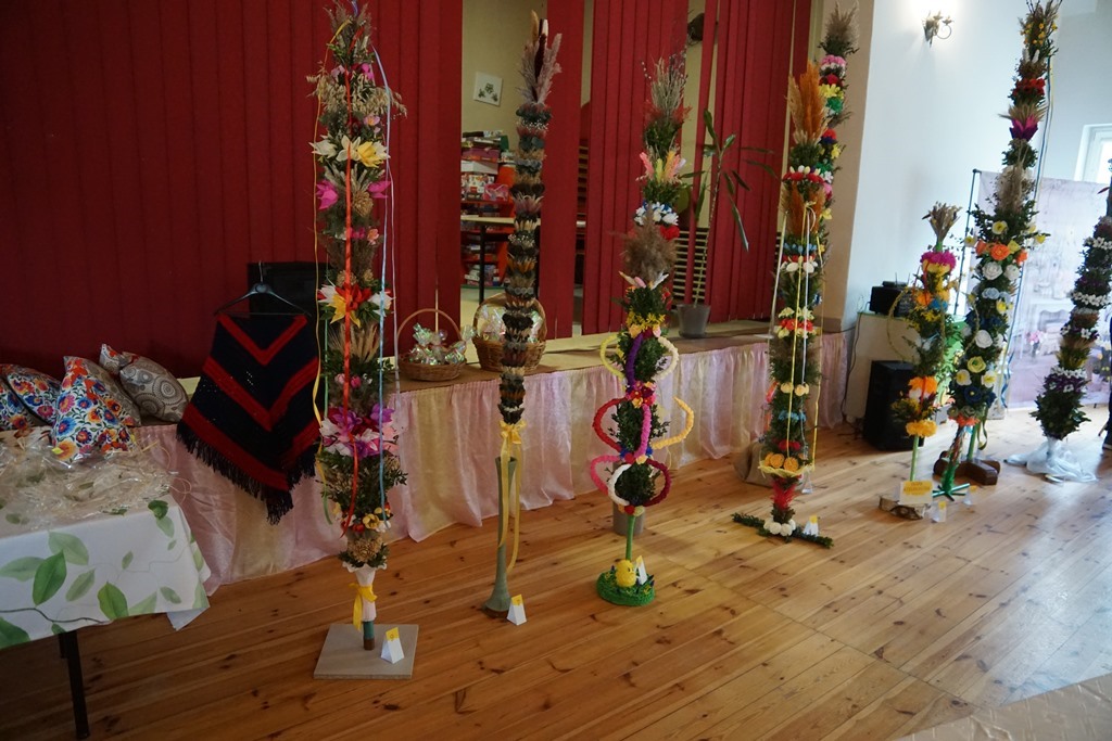 Konkurs wielkanocny w Rosochatej. Palmy i potrawy nagrodzone