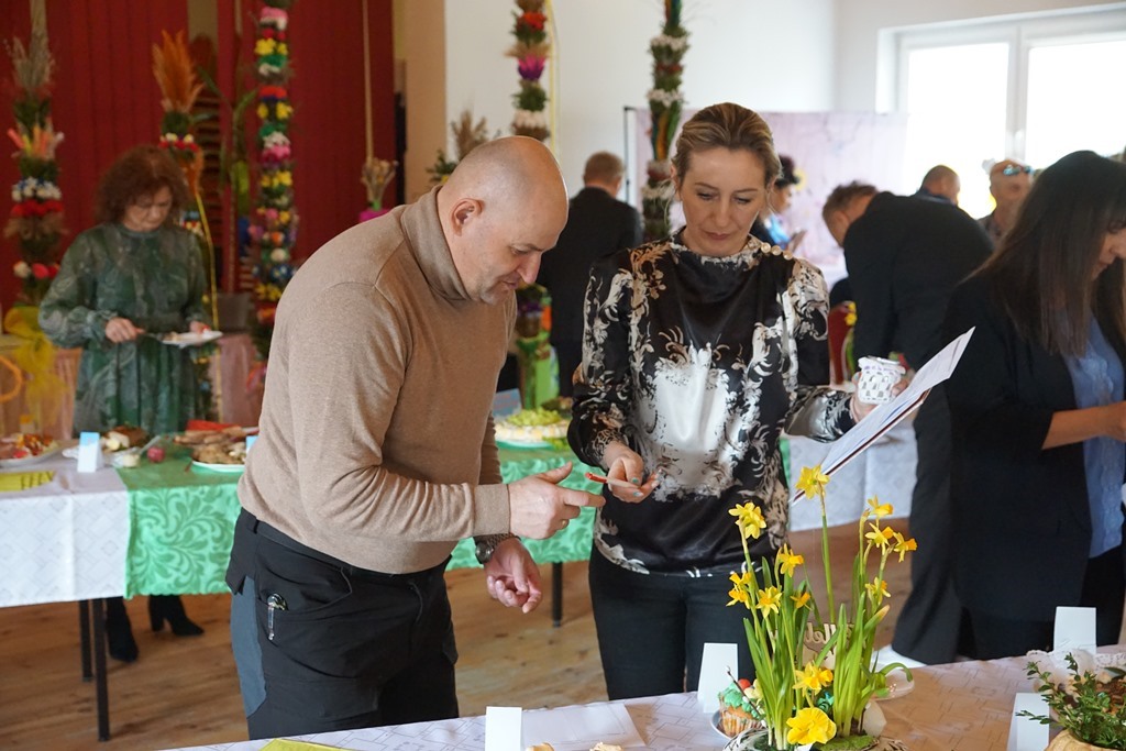 Konkurs wielkanocny w Rosochatej. Palmy i potrawy nagrodzone