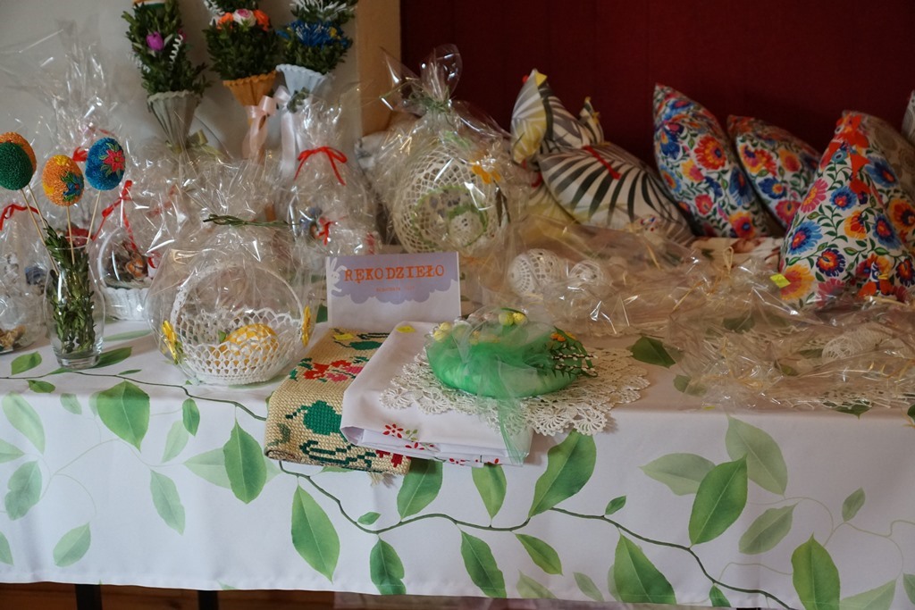 Konkurs wielkanocny w Rosochatej. Palmy i potrawy nagrodzone