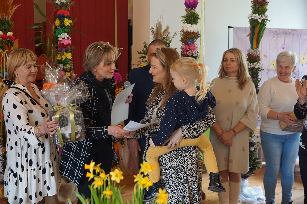 Konkurs wielkanocny w Rosochatej. Palmy i potrawy nagrodzone