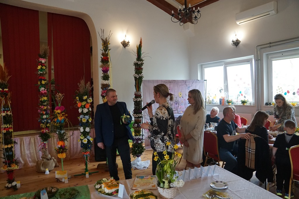 Konkurs wielkanocny w Rosochatej. Palmy i potrawy nagrodzone