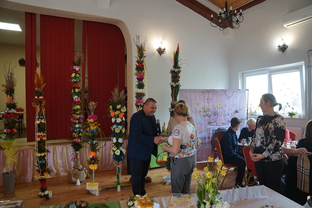 Konkurs wielkanocny w Rosochatej. Palmy i potrawy nagrodzone