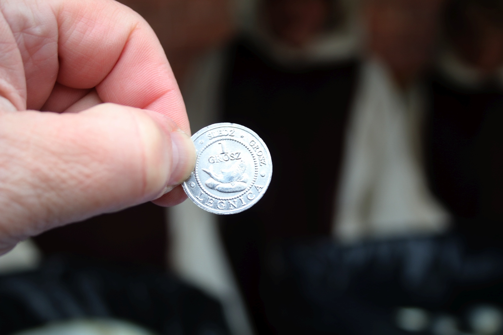 Legnicka tradycja. Chleb, śledź i grosz w Wielki Piątek