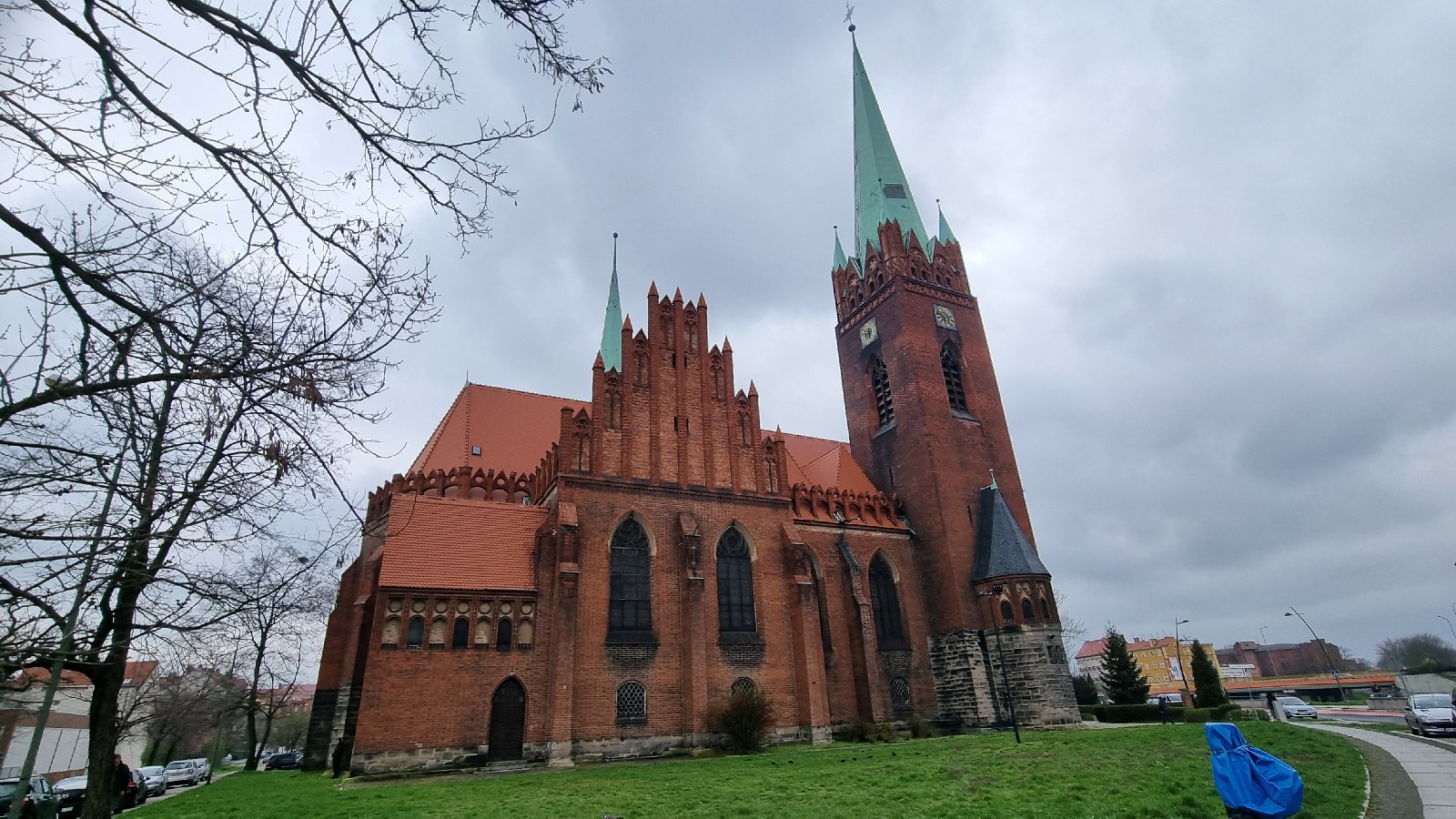 Legnickie Groby Pańskie. Zobacz i oceń który jest najciekawszy