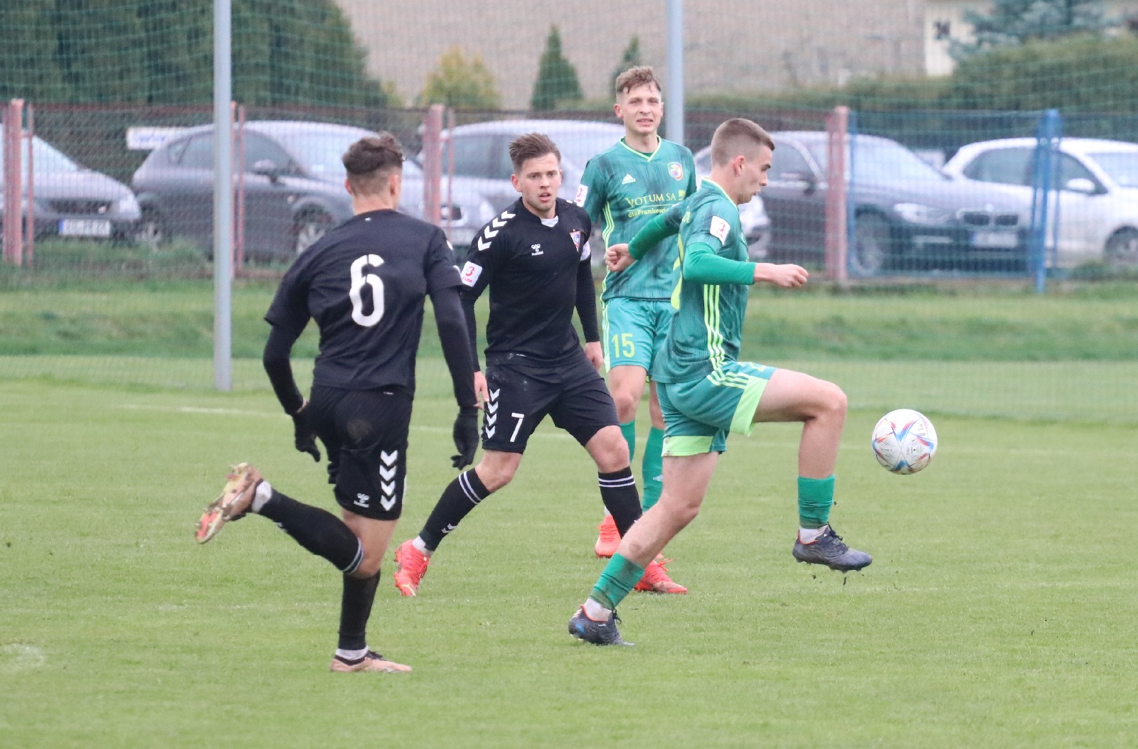 Pewne zwycięstwo Miedzi II Legnica z Gornikiem II
