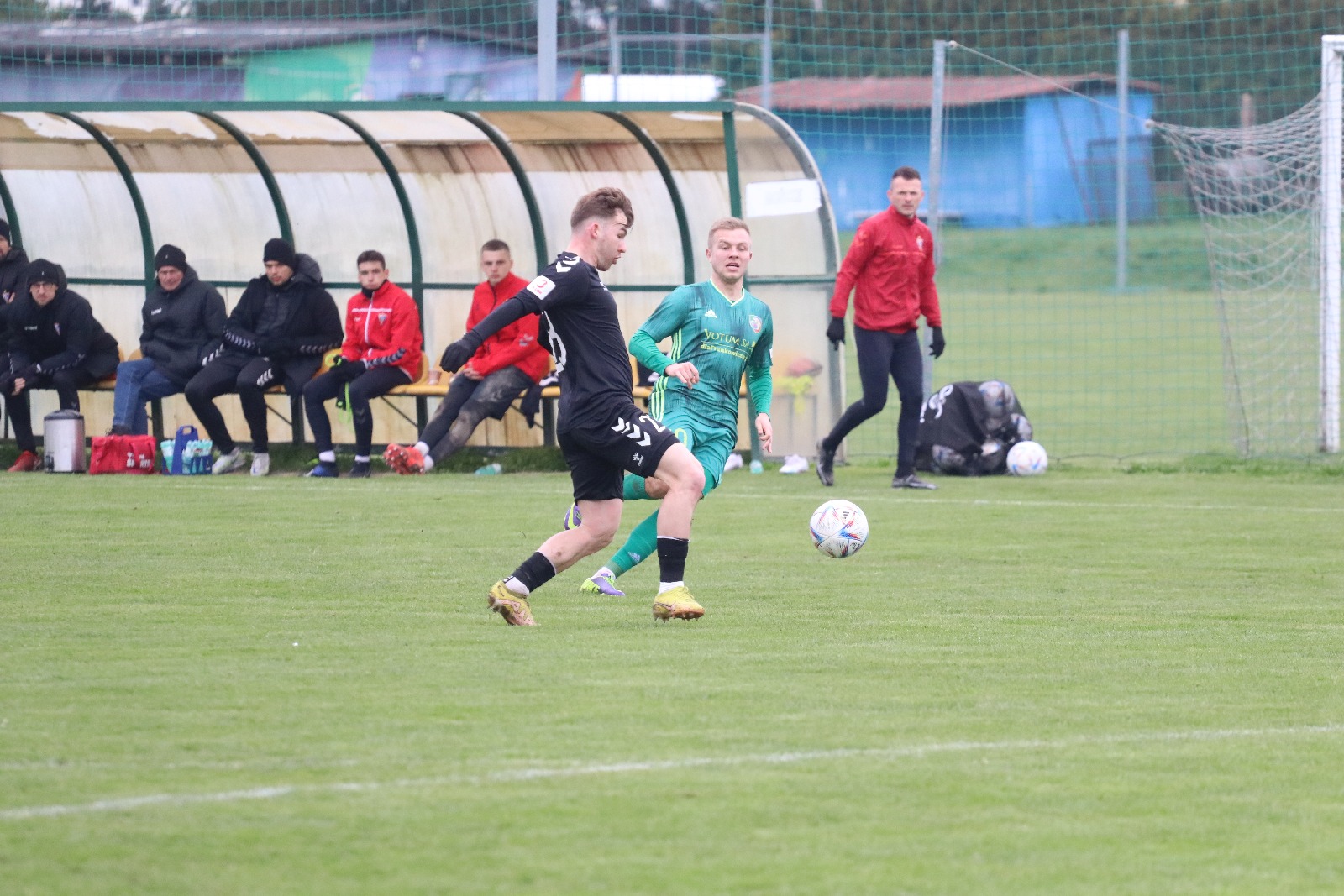 Pewne zwycięstwo Miedzi II Legnica z Gornikiem II