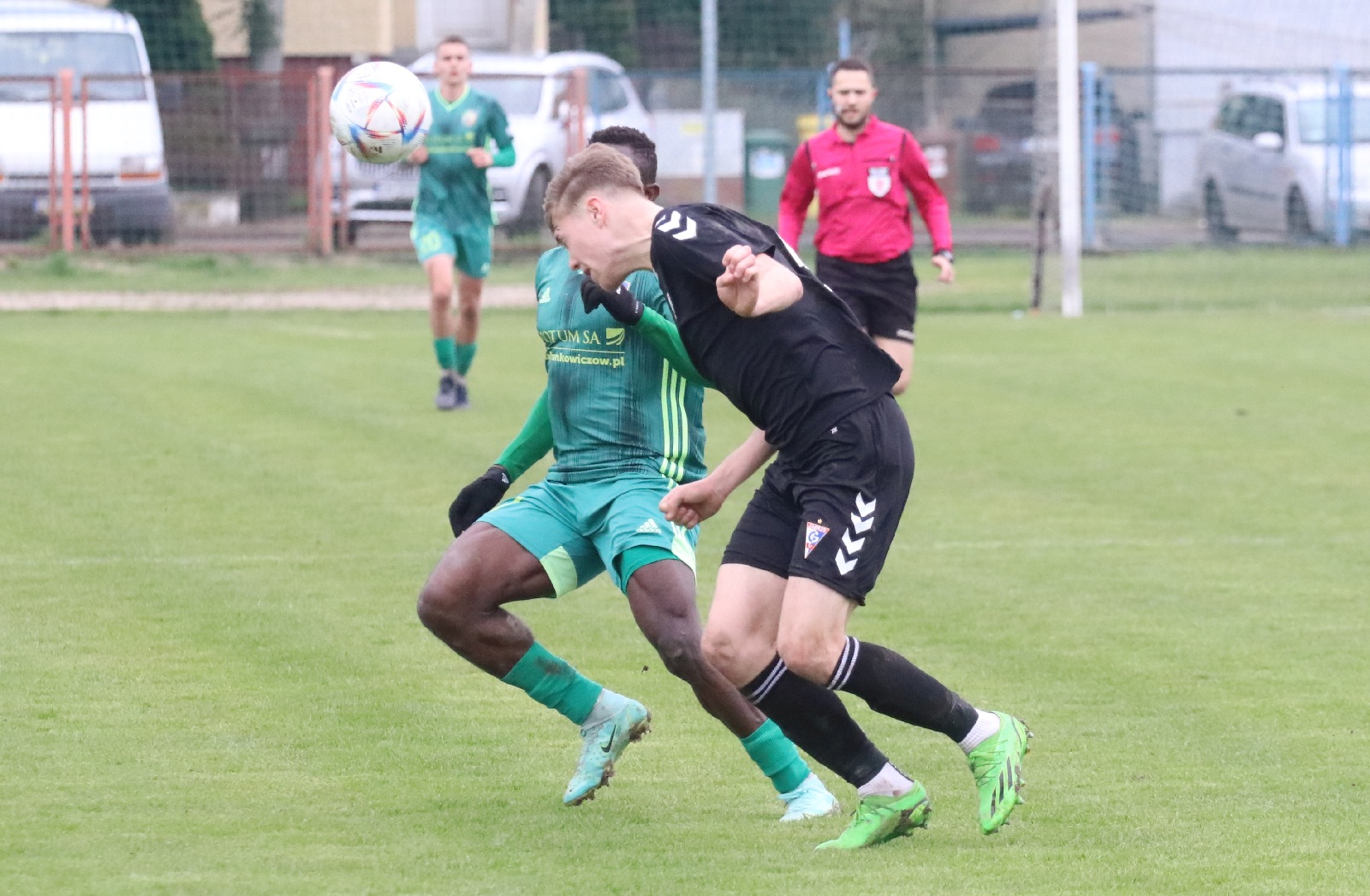 Pewne zwycięstwo Miedzi II Legnica z Gornikiem II
