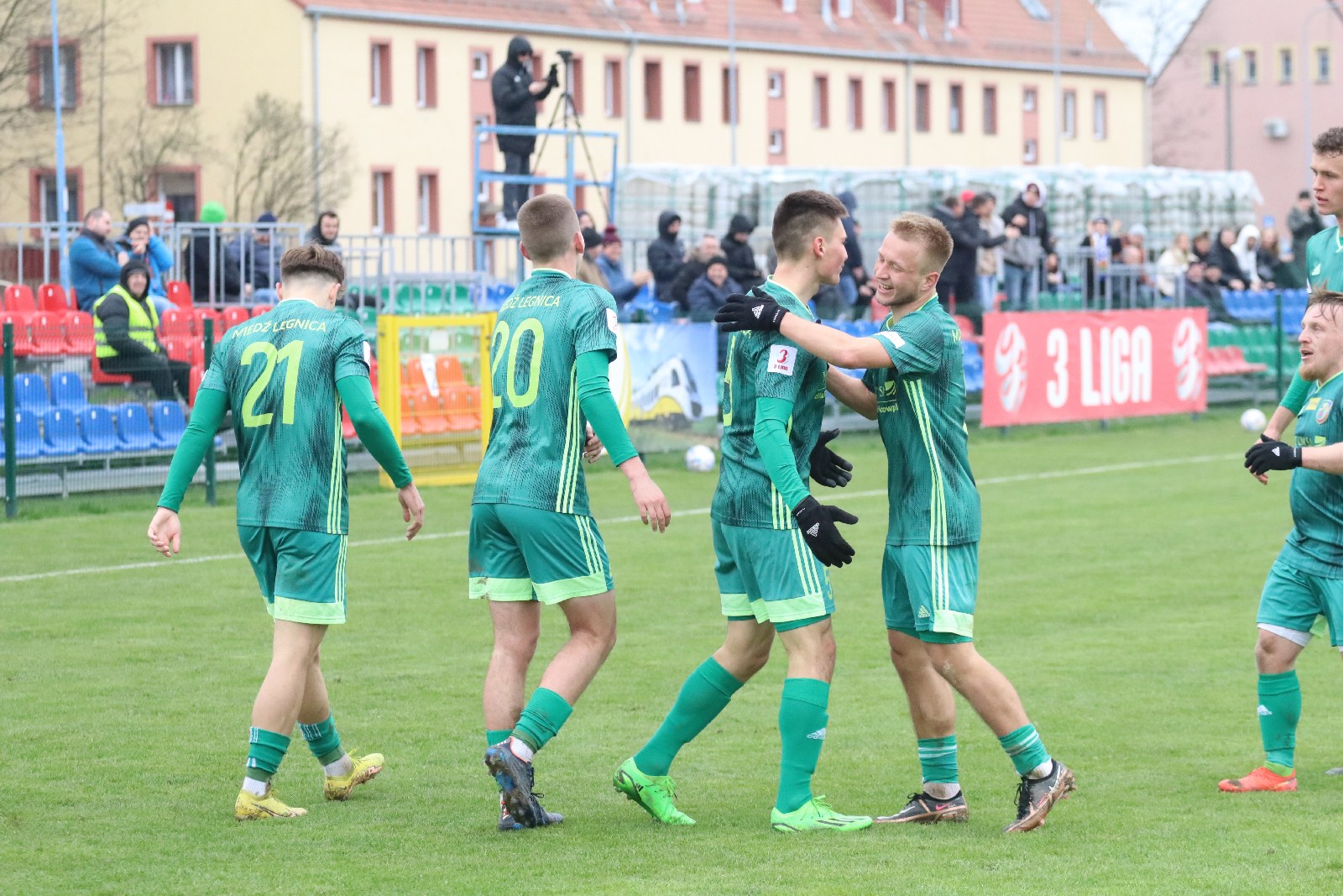 Pewne zwycięstwo Miedzi II Legnica z Gornikiem II