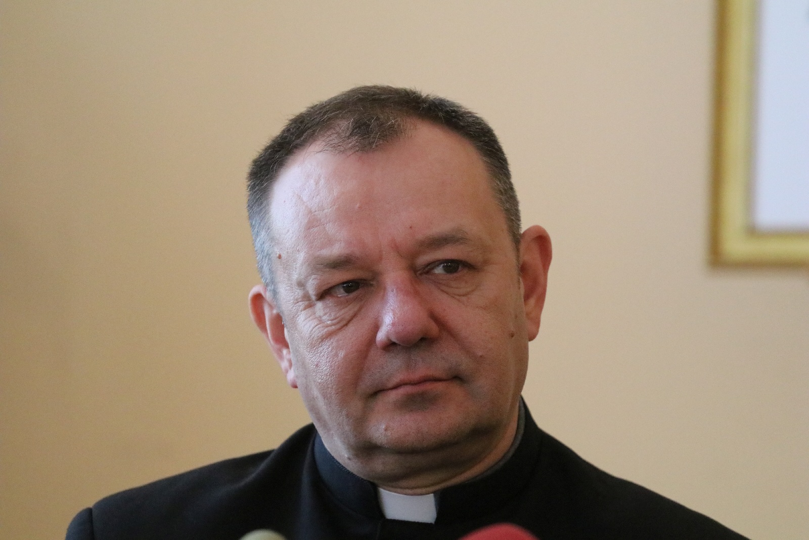 Konferencja prasowa z udziałem księdza Piotra Wawrzynka