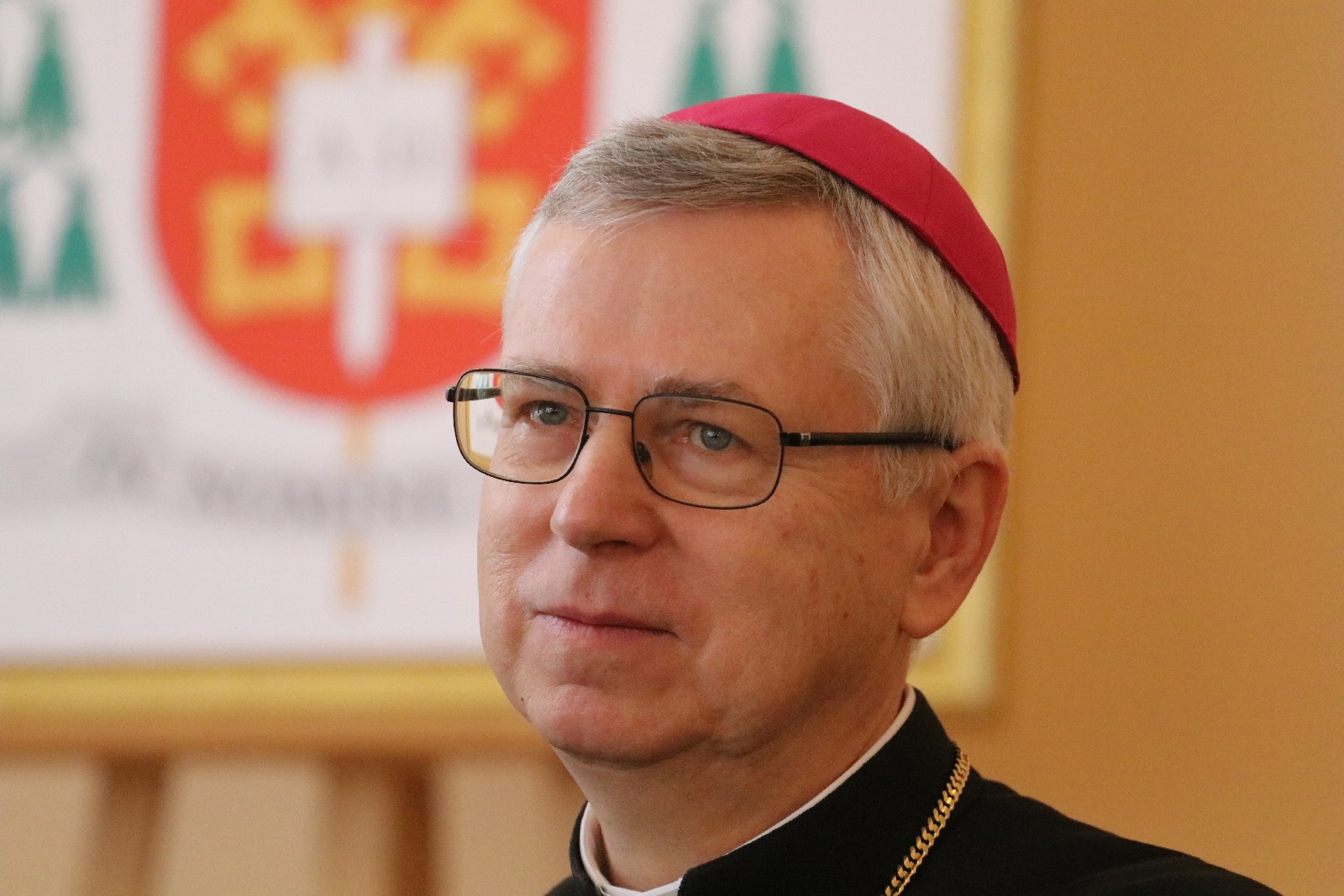 Konferencja prasowa z udziałem księdza Piotra Wawrzynka