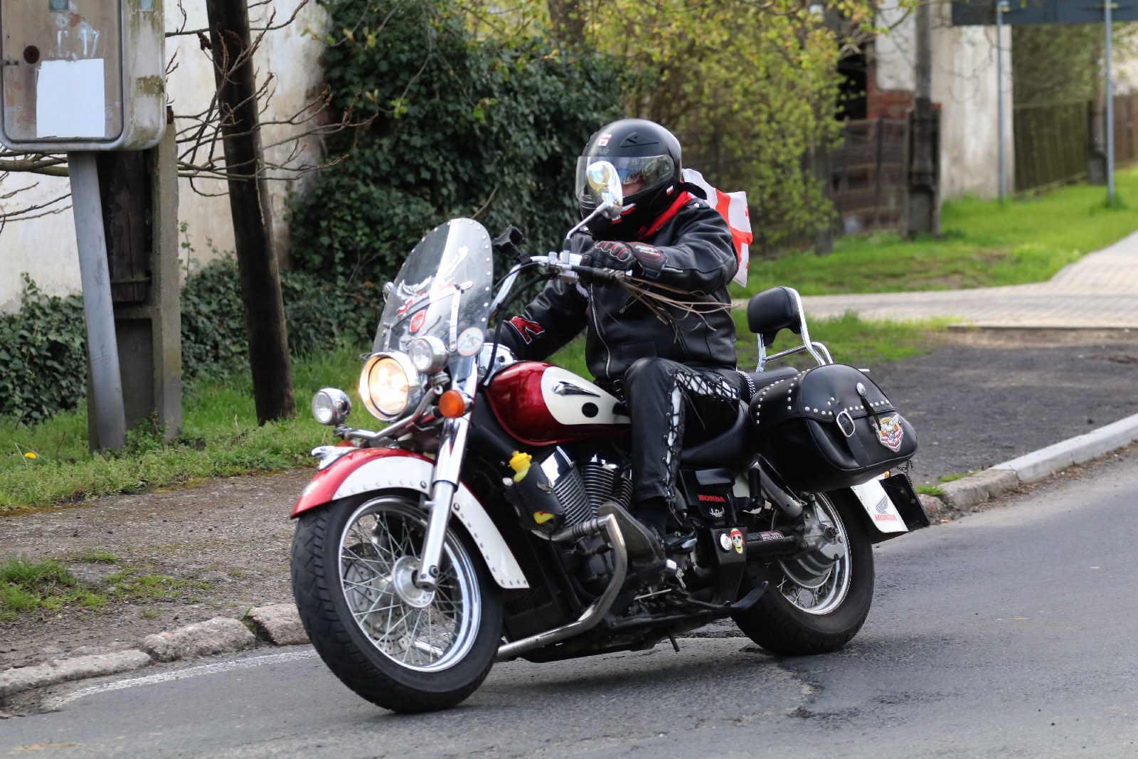 Pielgrzymka motocyklistów, poświęcenie sztandarów i Msza święta
