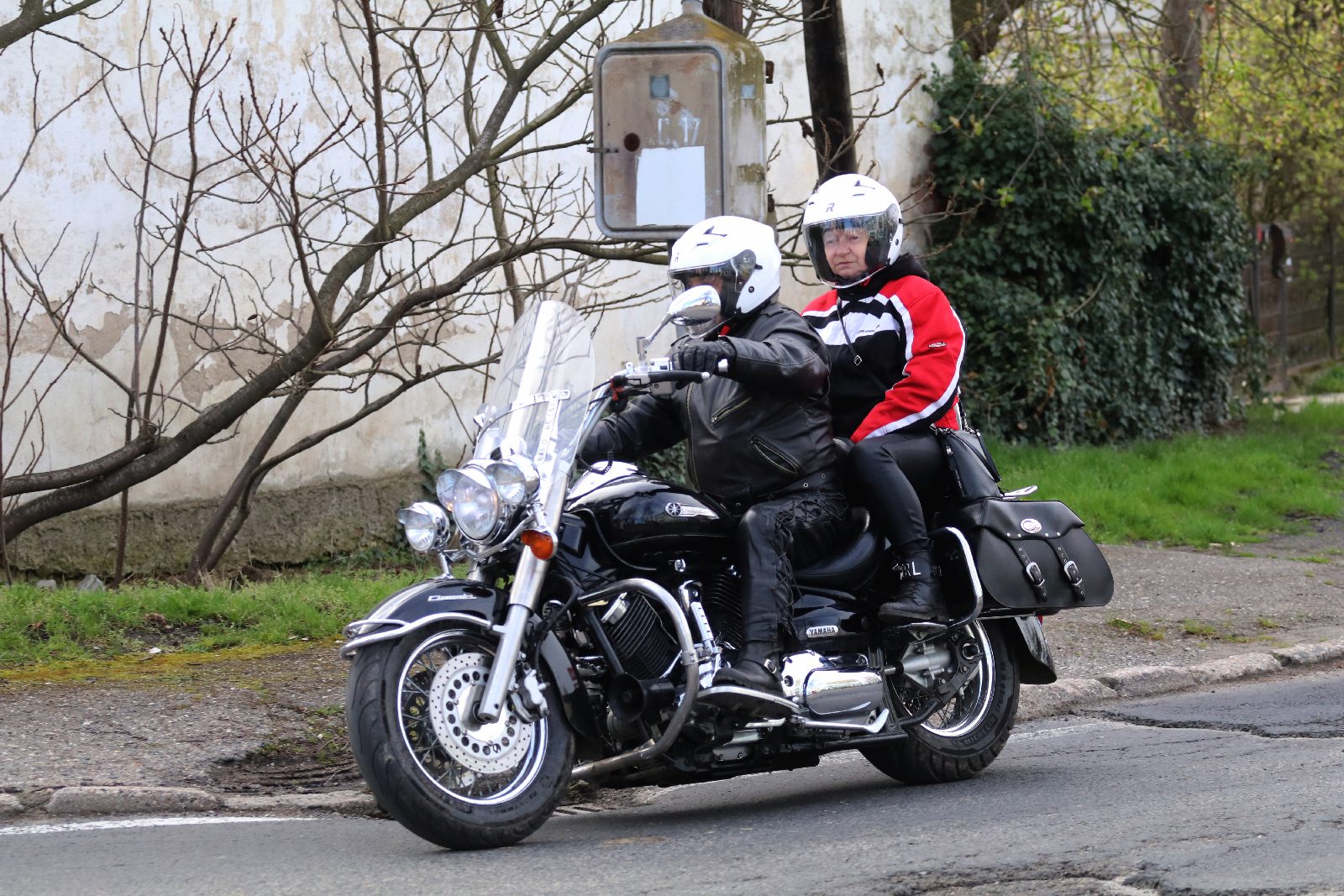 Pielgrzymka motocyklistów, poświęcenie sztandarów i Msza święta
