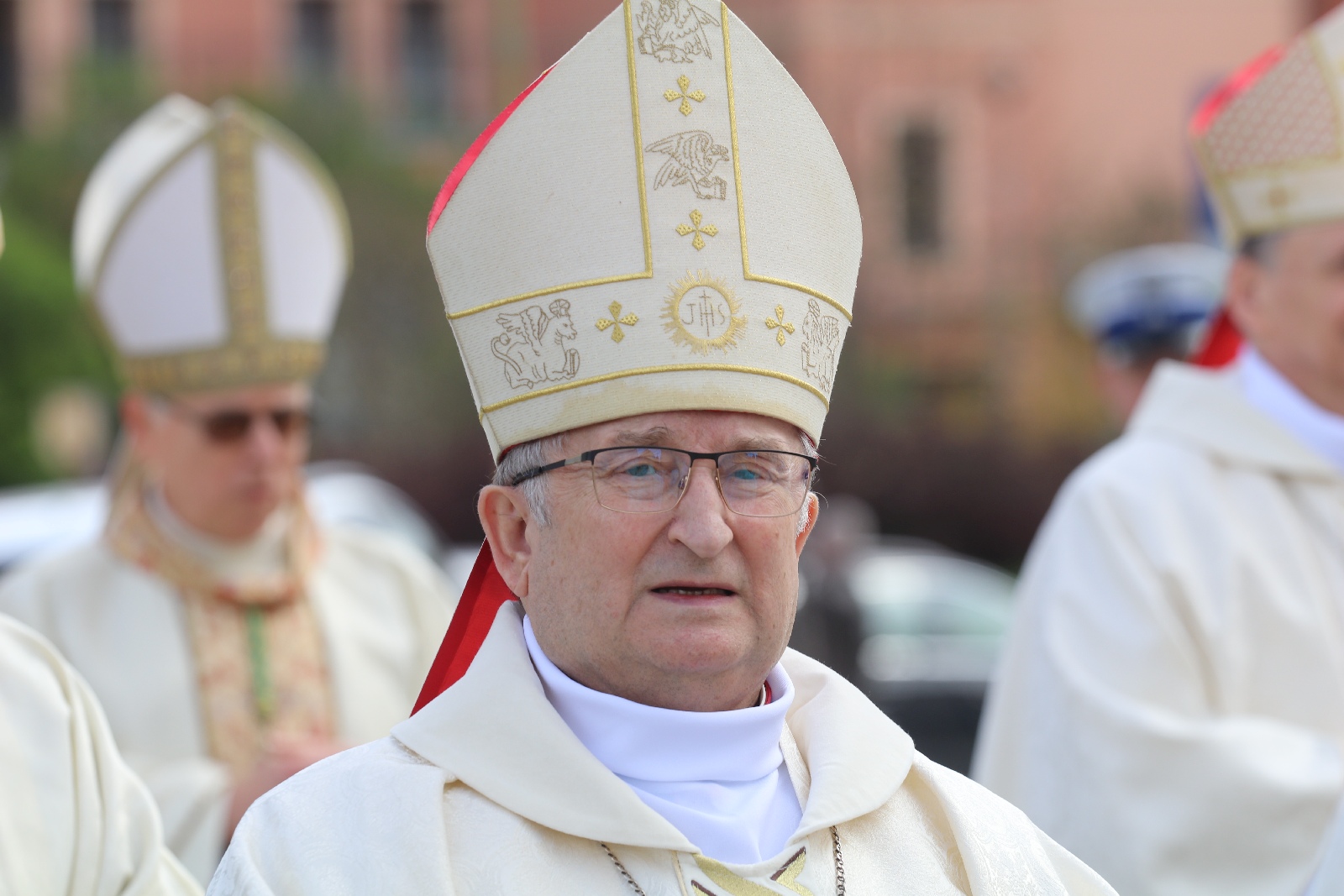 Święcenia biskupie księdza Piotra Wawrzynka	
