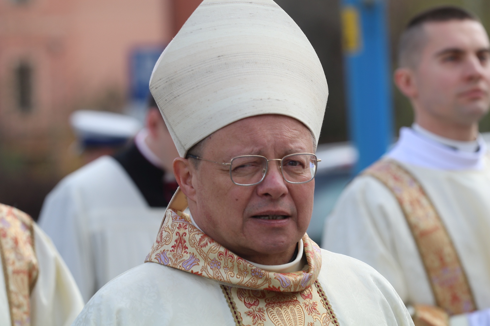 Święcenia biskupie księdza Piotra Wawrzynka	