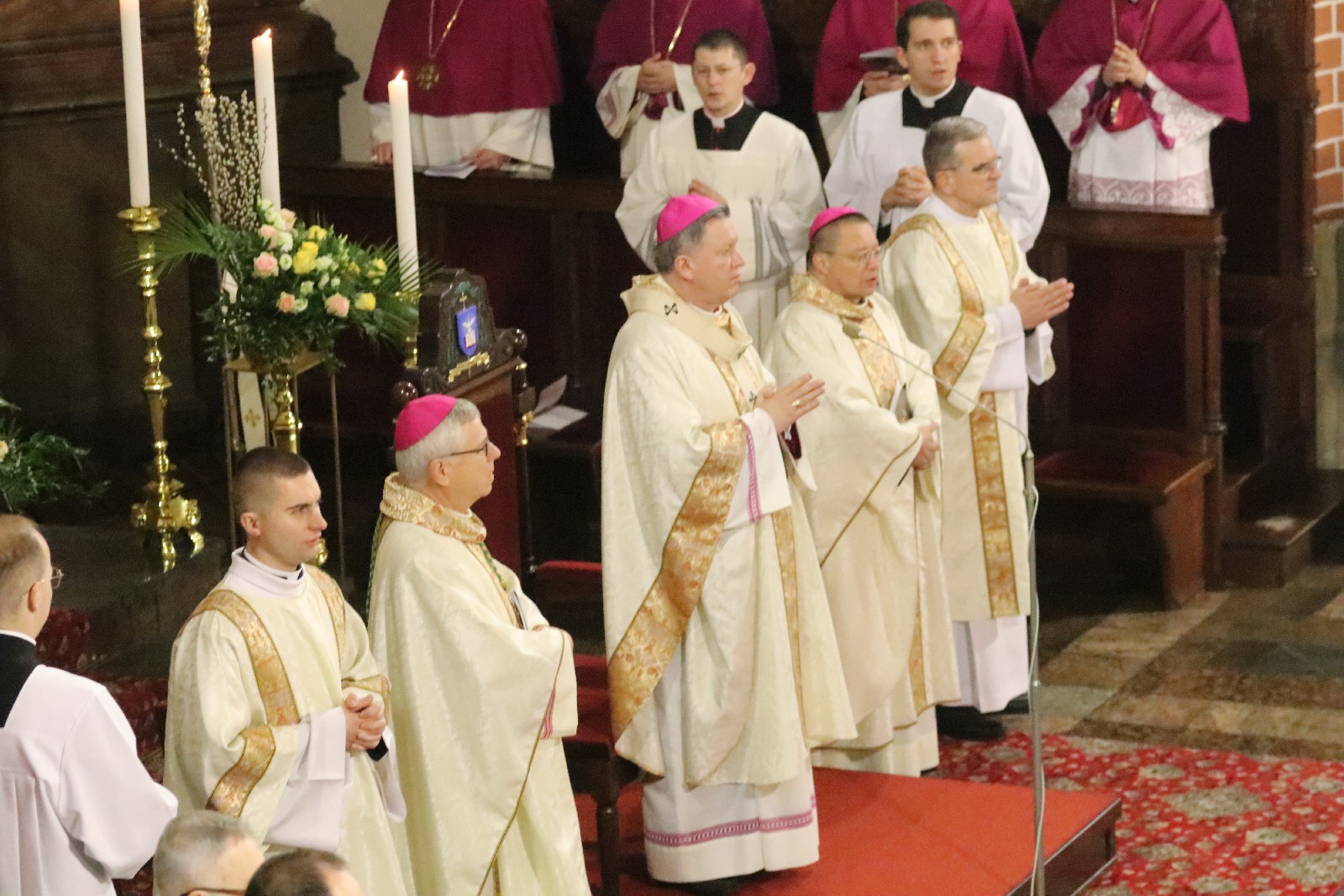 Święcenia biskupie księdza Piotra Wawrzynka	