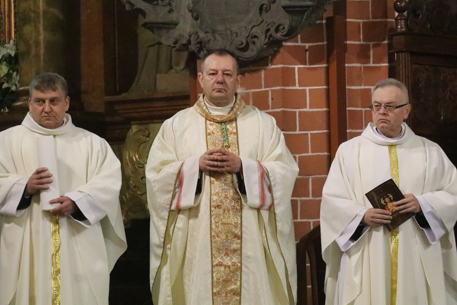 Święcenia biskupie księdza Piotra Wawrzynka	