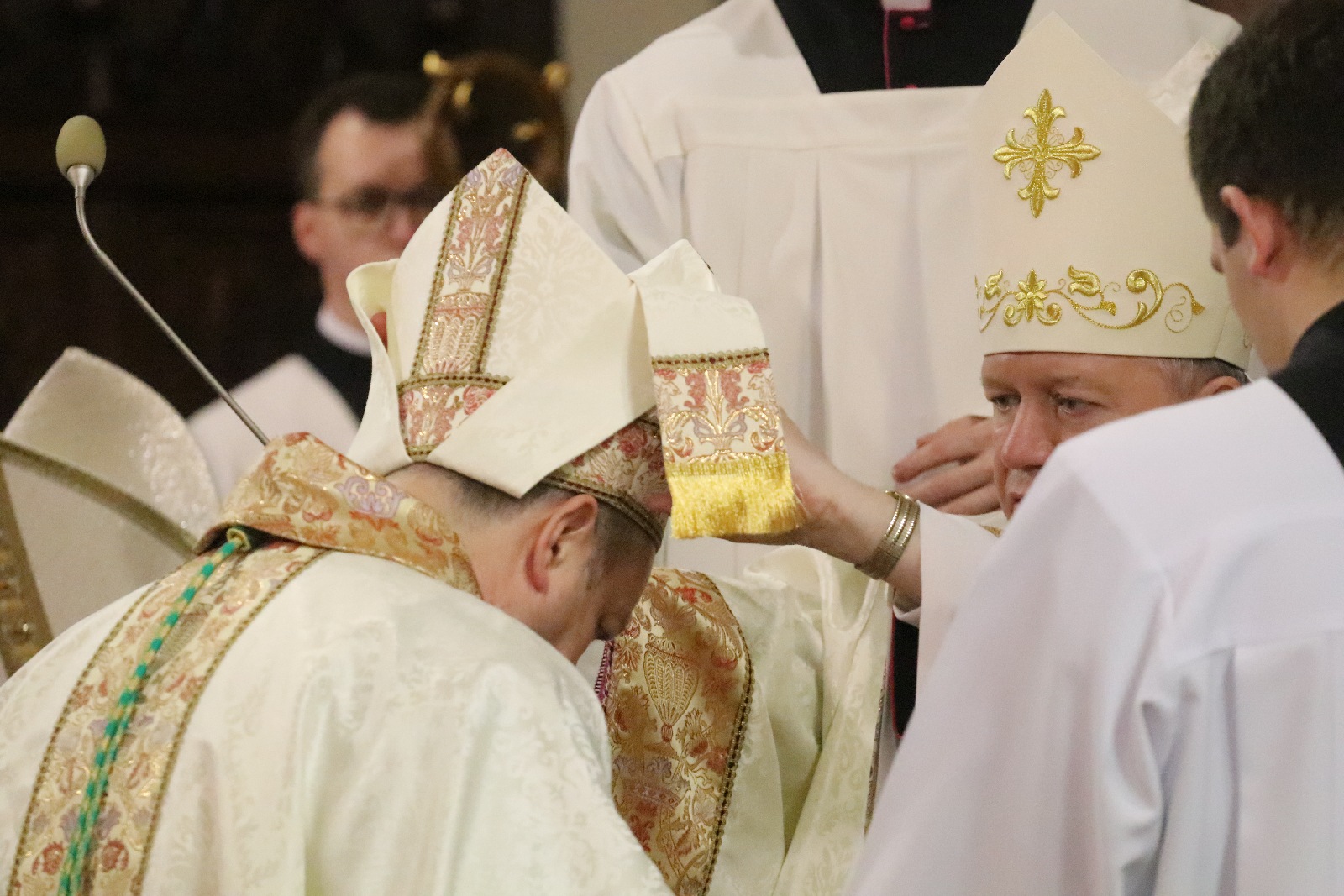 Święcenia biskupie księdza Piotra Wawrzynka	