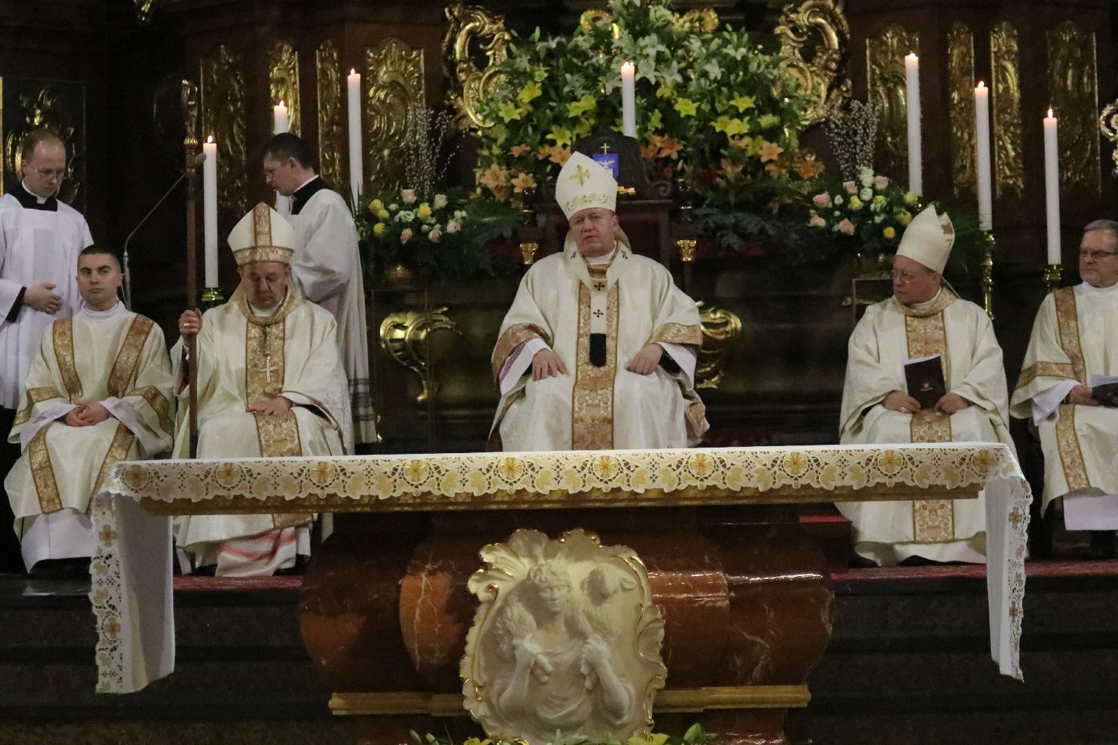 Święcenia biskupie księdza Piotra Wawrzynka	