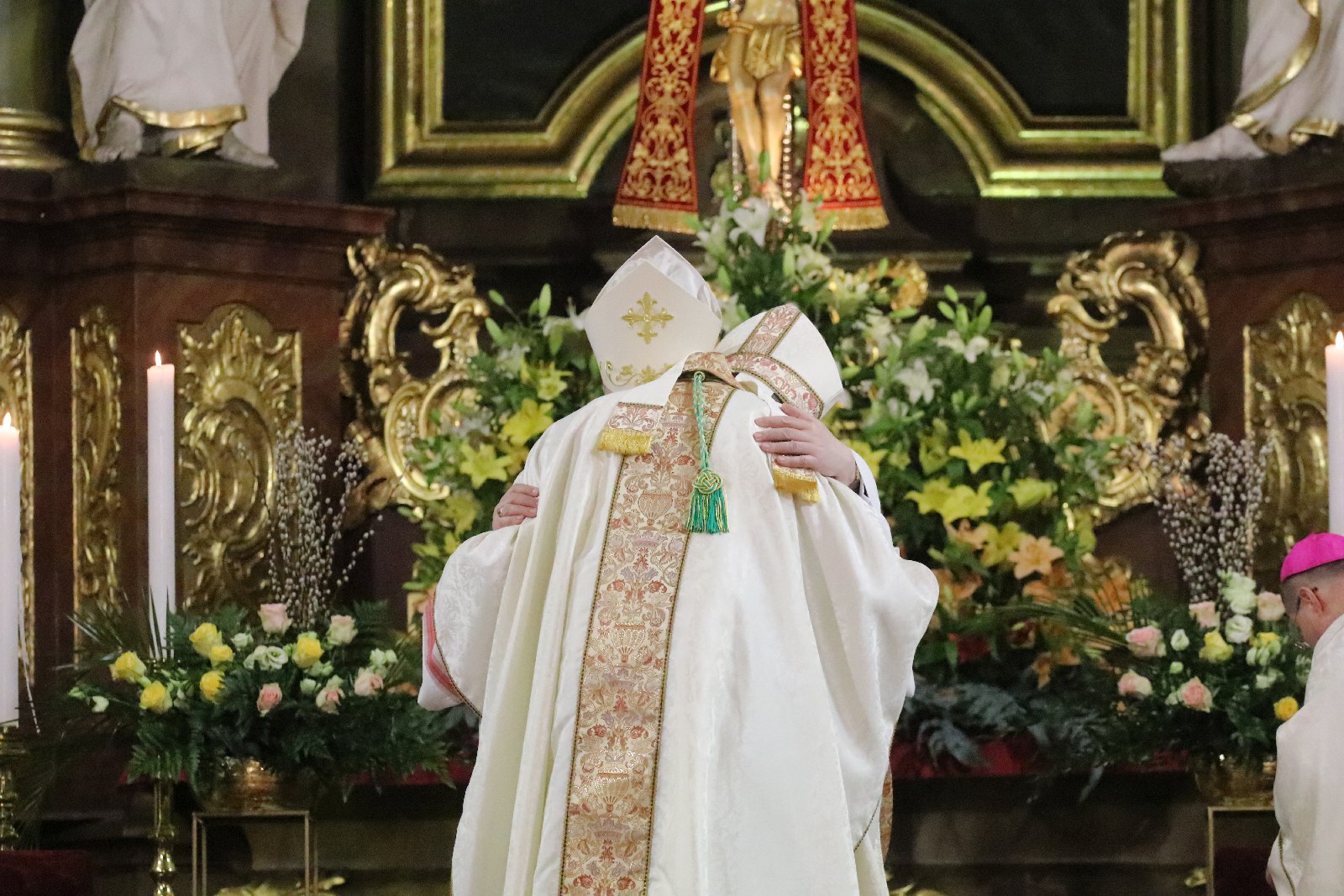 Święcenia biskupie księdza Piotra Wawrzynka	