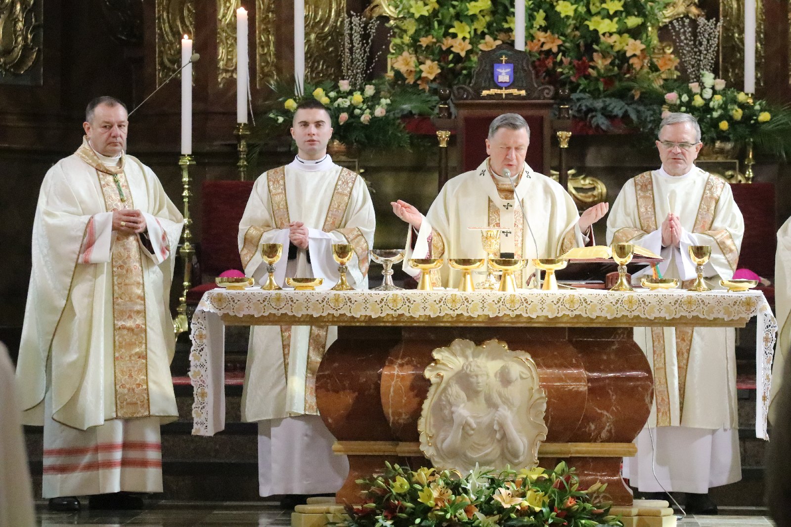 Święcenia biskupie księdza Piotra Wawrzynka	