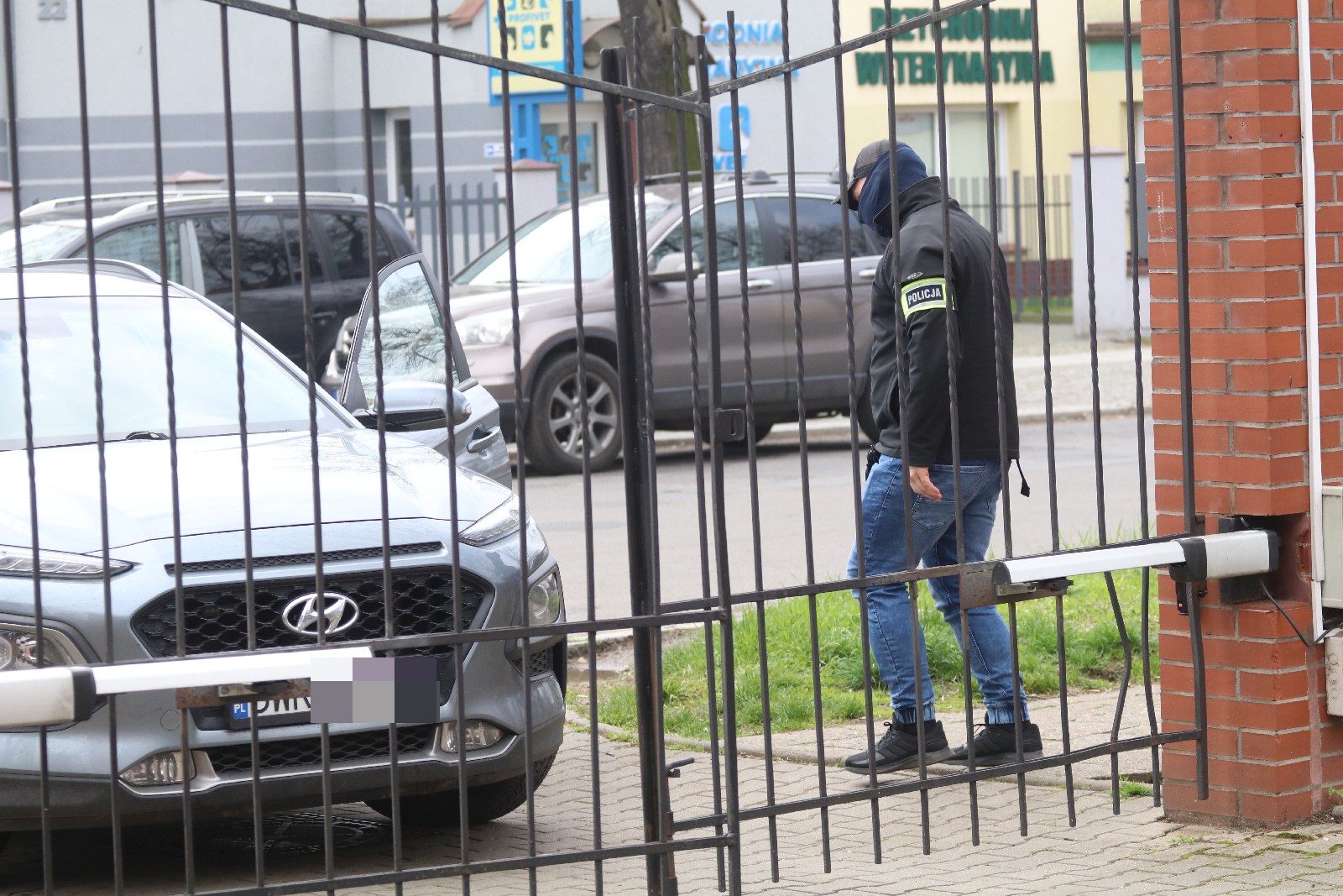 Nożownik ze Struga doprowadzony do prokuratury rejonowej