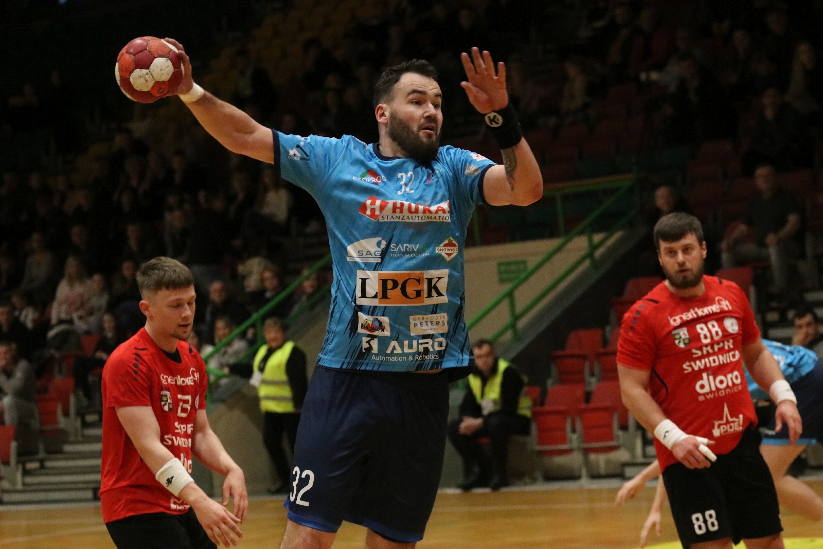 Pewne zwycięstwo Siódemki Miedź Huras Legnica