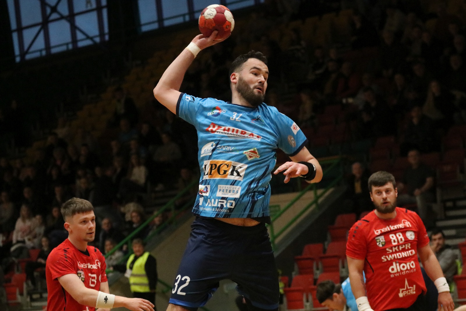 Pewne zwycięstwo Siódemki Miedź Huras Legnica