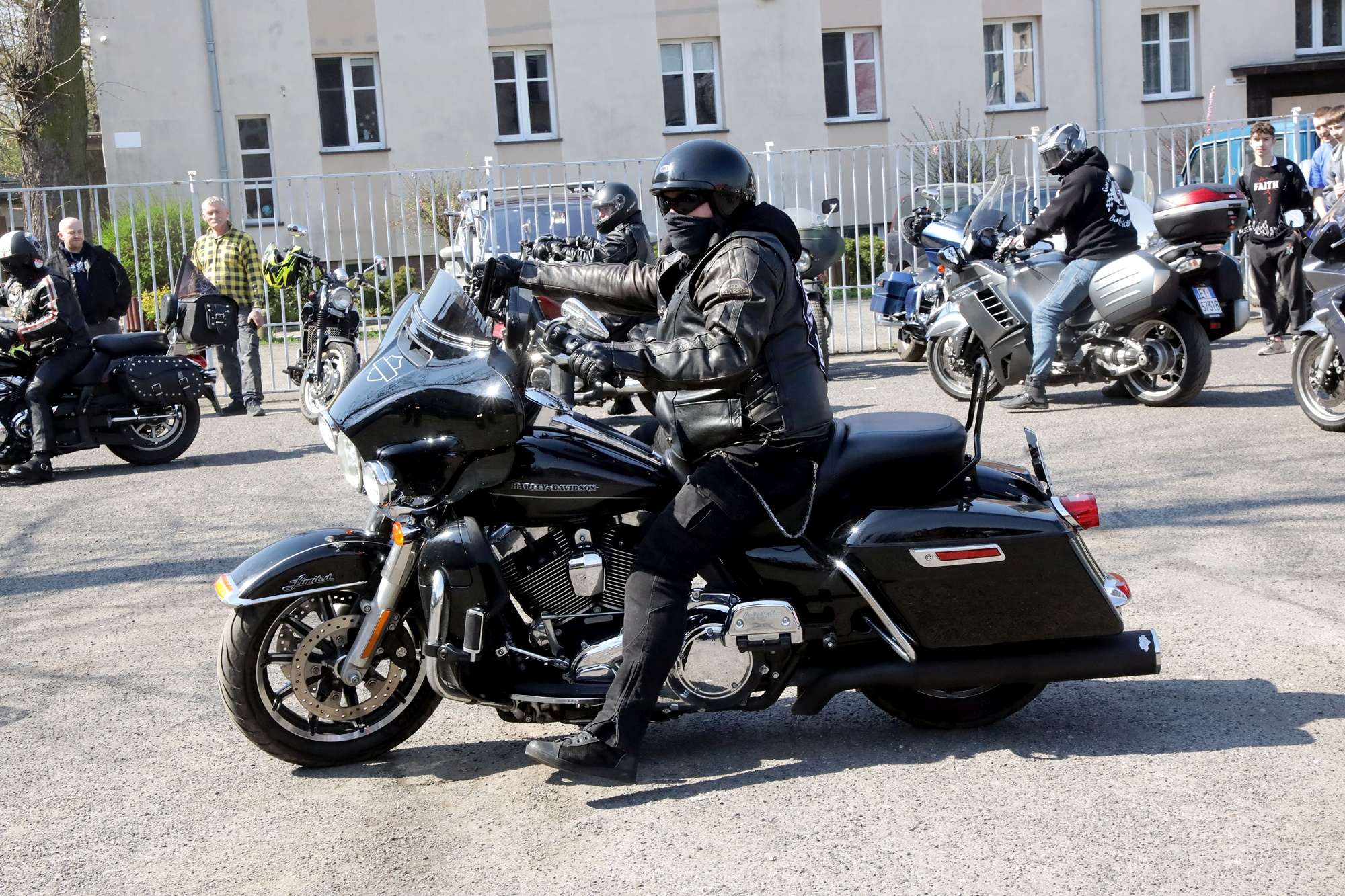 Dzień Motocykla w Zespole Szkół Samochodowych w Legnicy