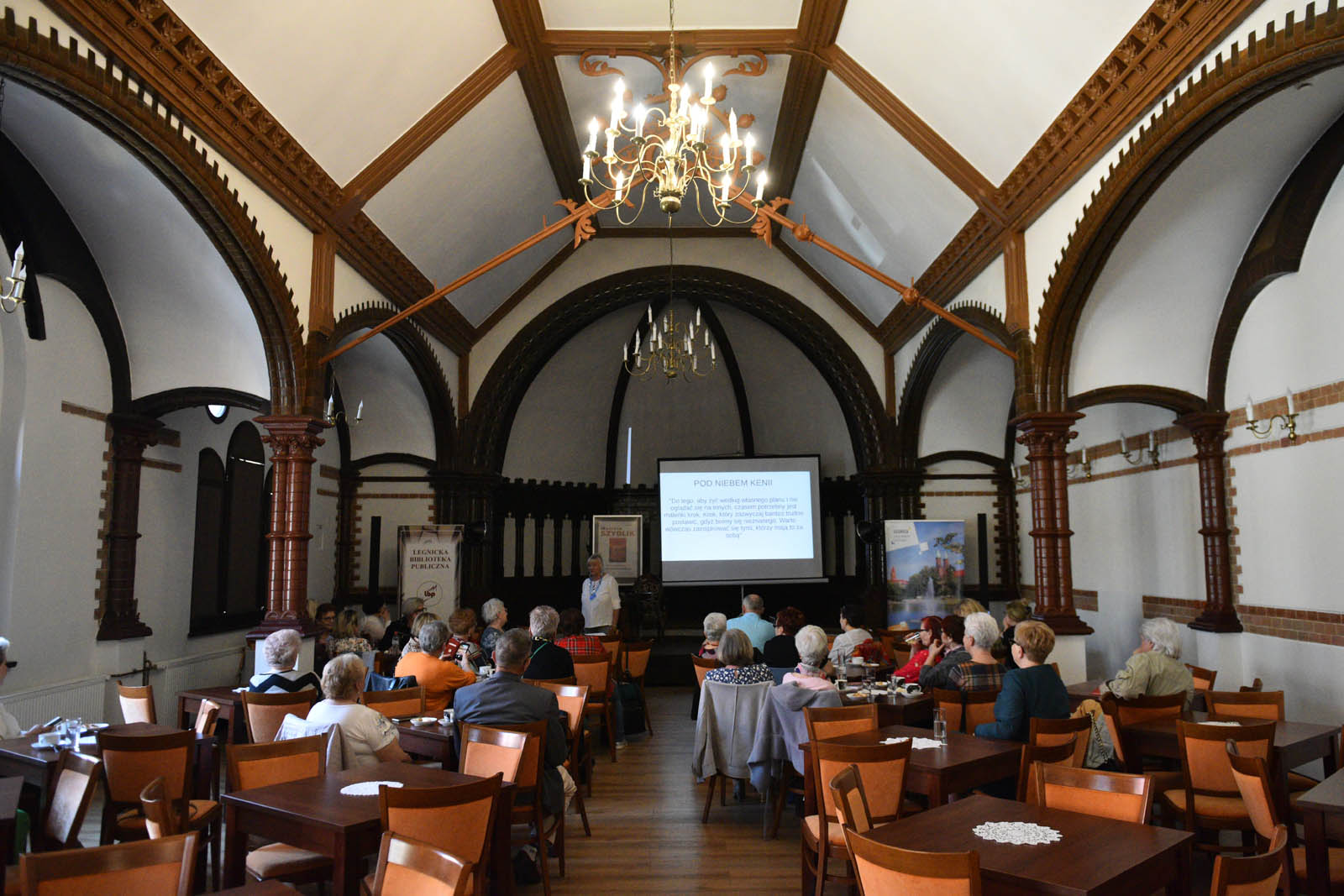 Napisała książkę o Kenii, swojej drugiej ojczyźnie