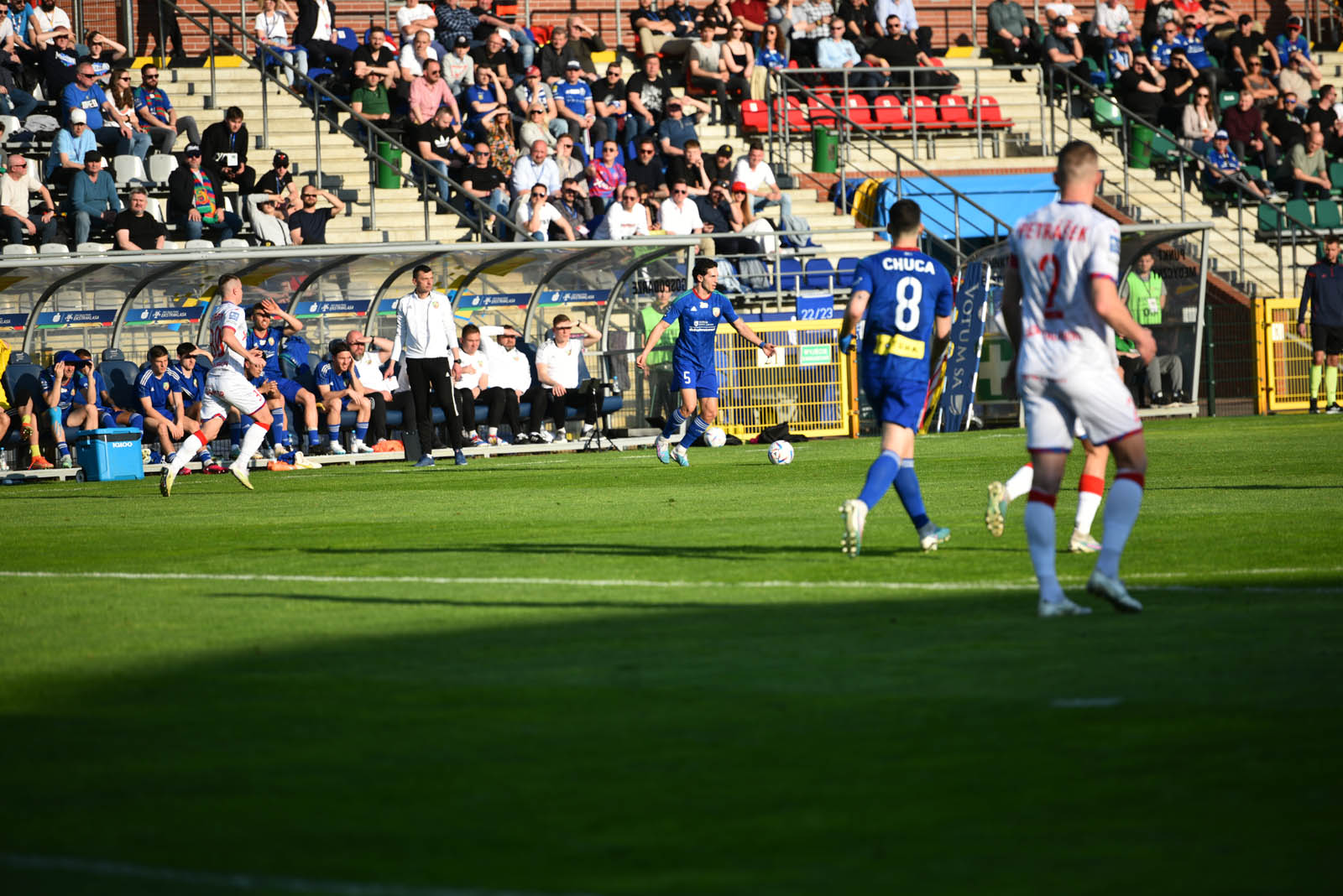 Miedź Legnica przegrywa z Rakowem Częstochowa