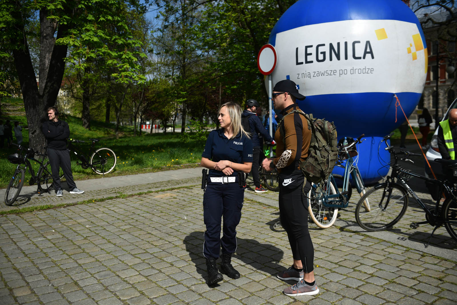 Wsiedli na rowery i pojechali z OSiRem na wycieczkę do Bieniowic