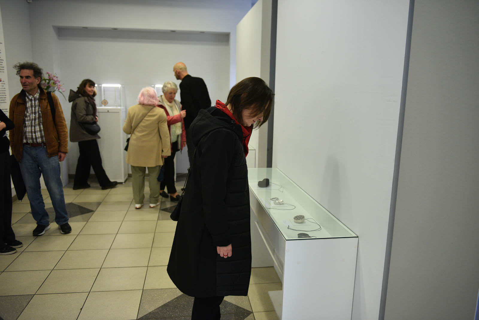 Współczesna biżuteria artystów z Japonii i polskiej projektantki