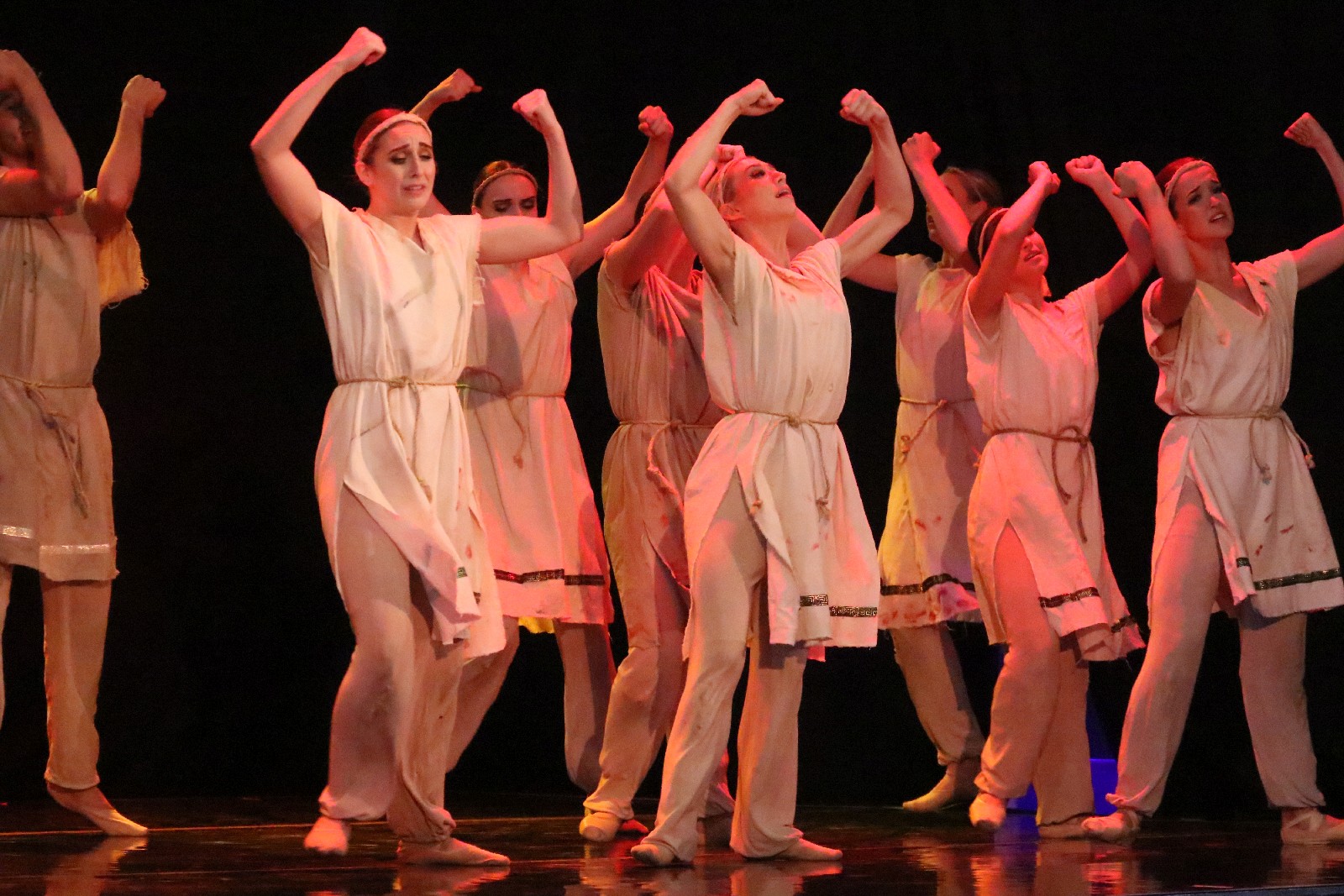 Ballet Magnificat w spektaklu Deliver us! (Wybaw nas)