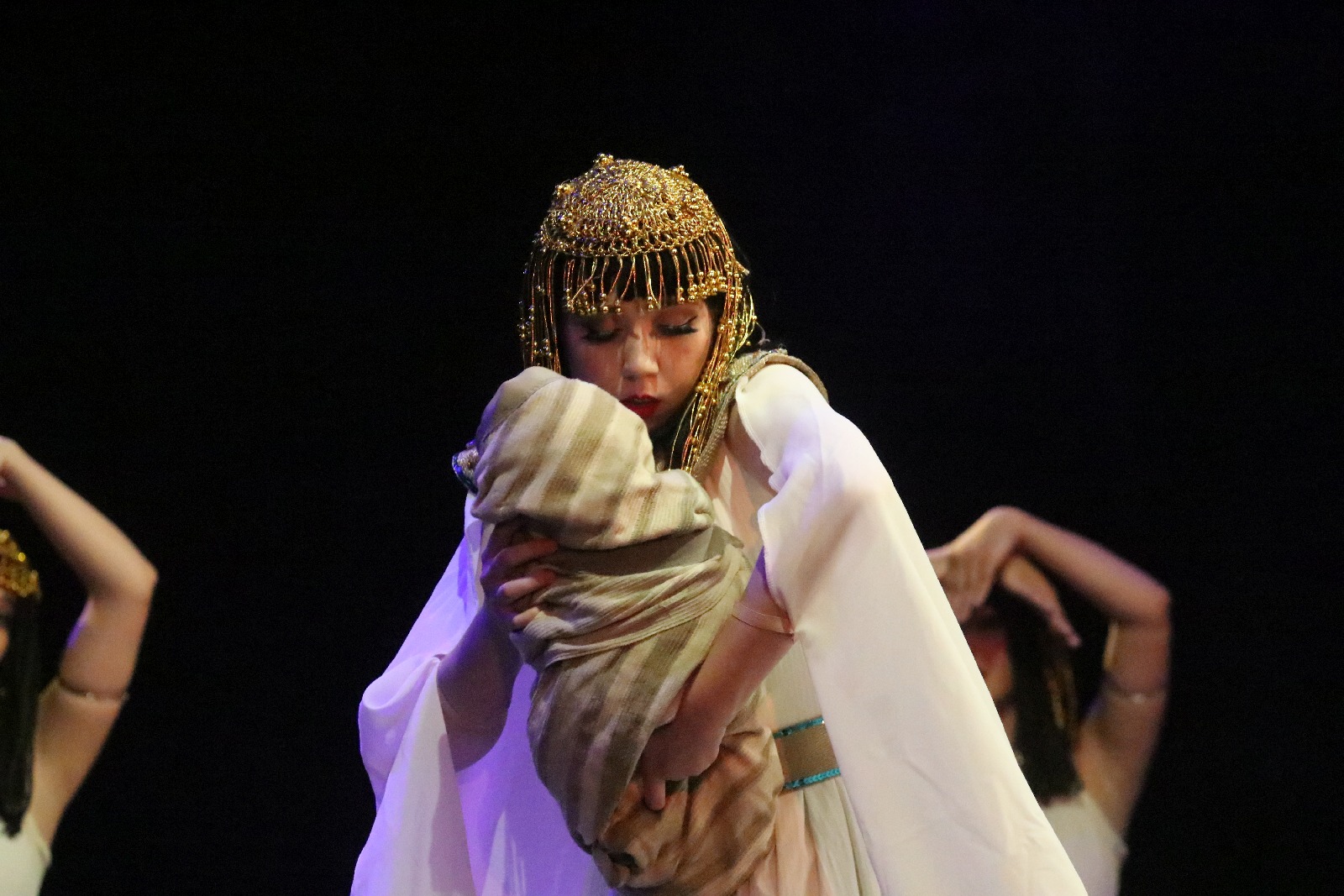 Ballet Magnificat w spektaklu Deliver us! (Wybaw nas)