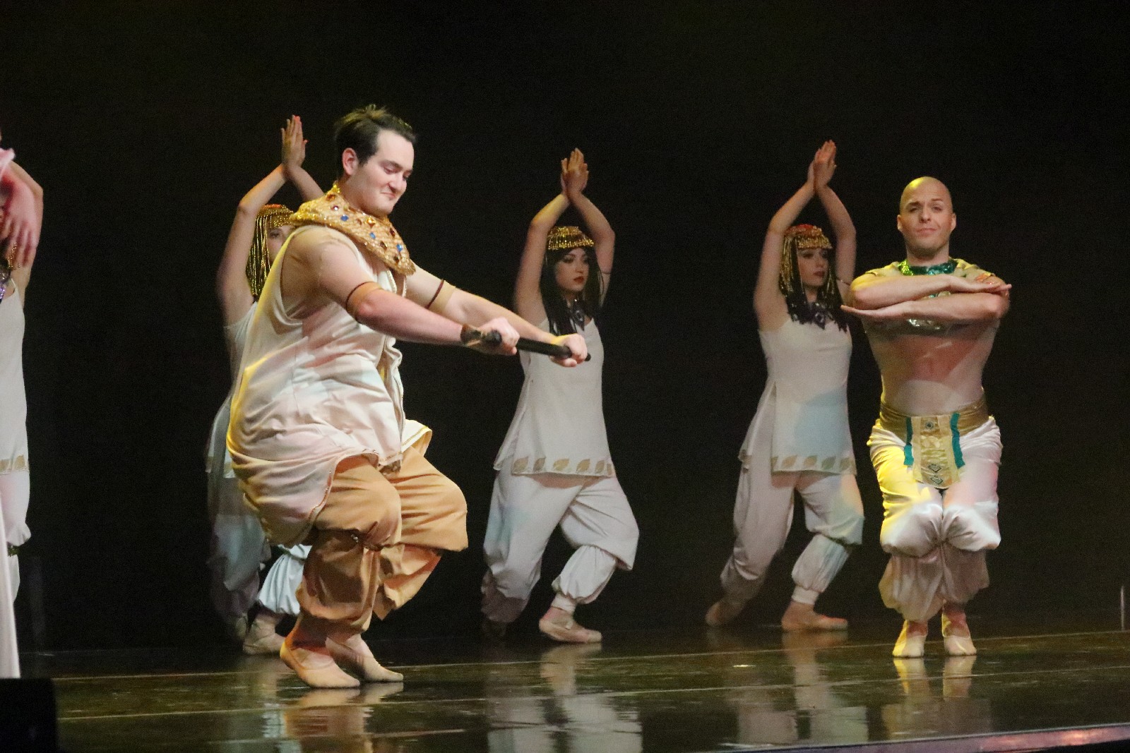 Ballet Magnificat w spektaklu Deliver us! (Wybaw nas)